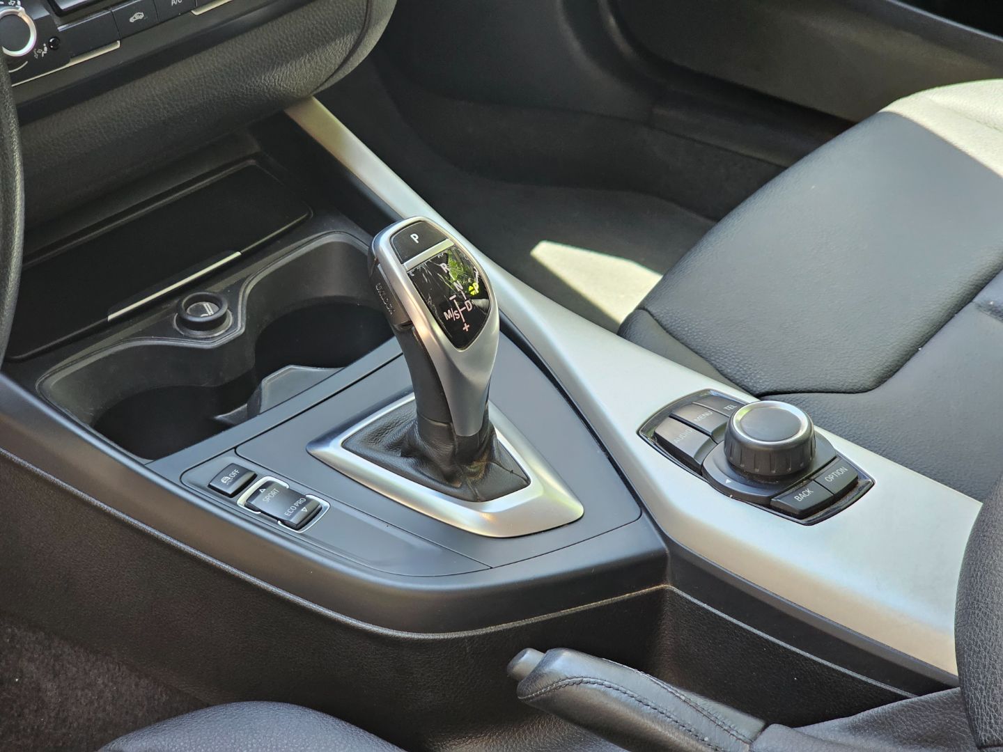 BMW 220I COUPE 2.0 AUT - Imagen 18