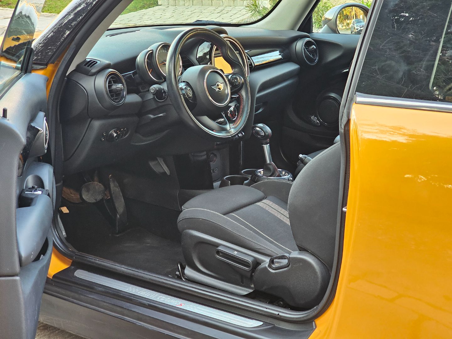 MINI COOPER S 2.0 HB F56 - Imagen 12
