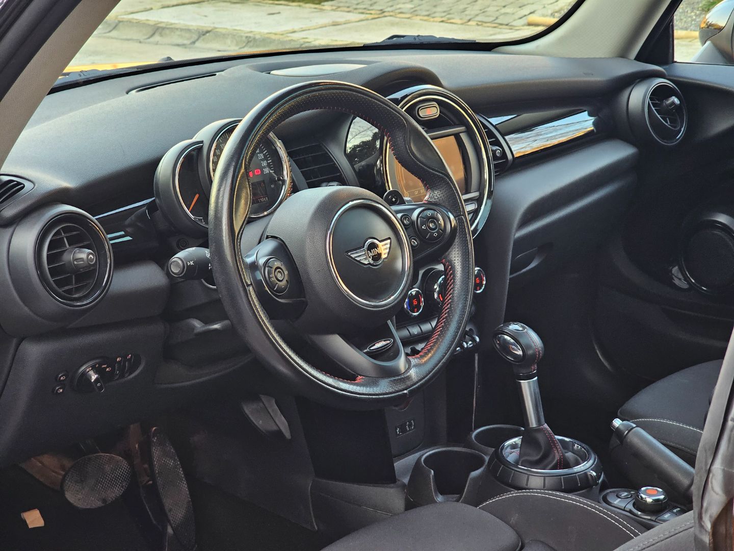 MINI COOPER S 2.0 HB F56 - Imagen 15