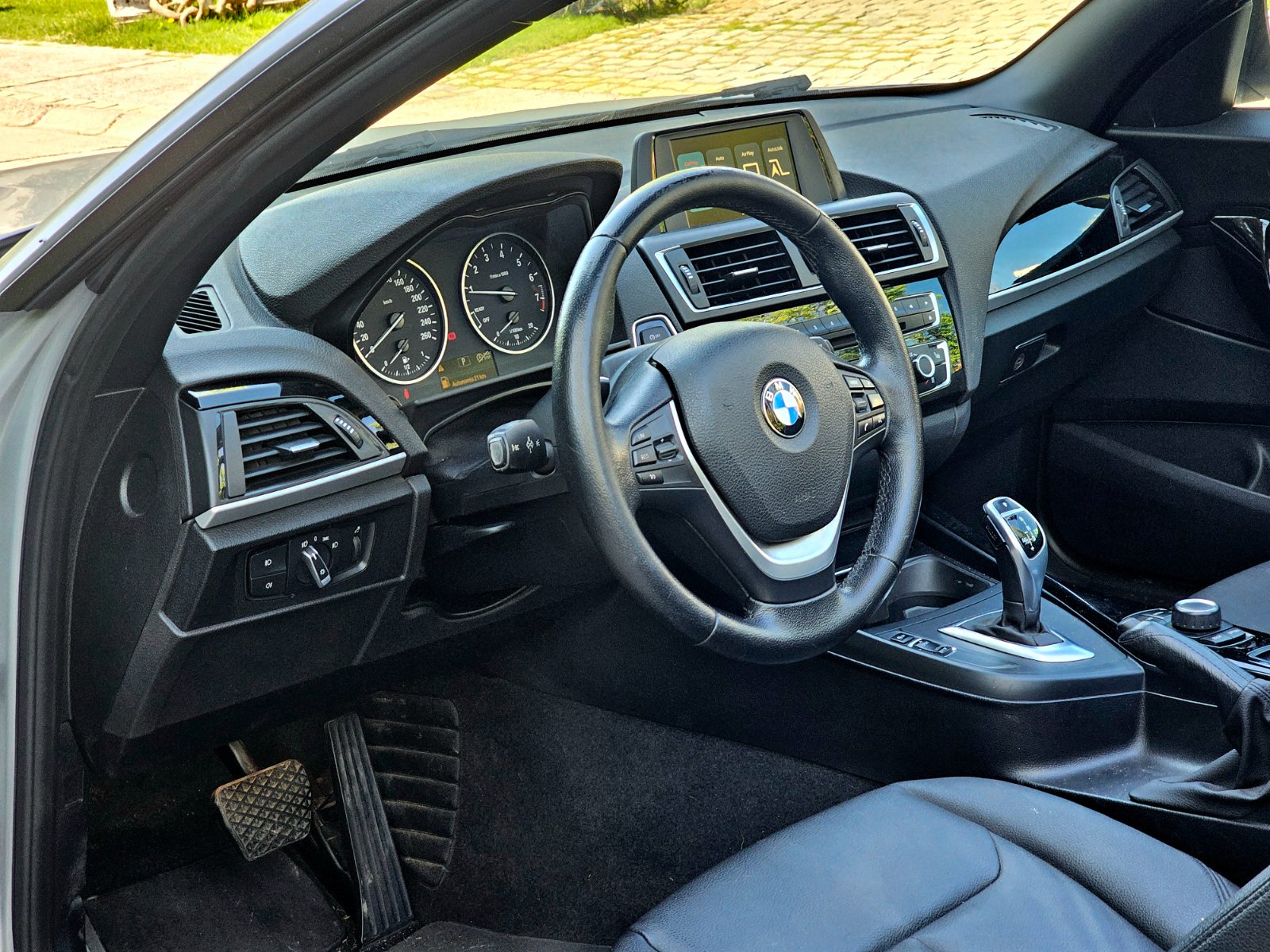 BMW 220i CABRIO - Imagen 15