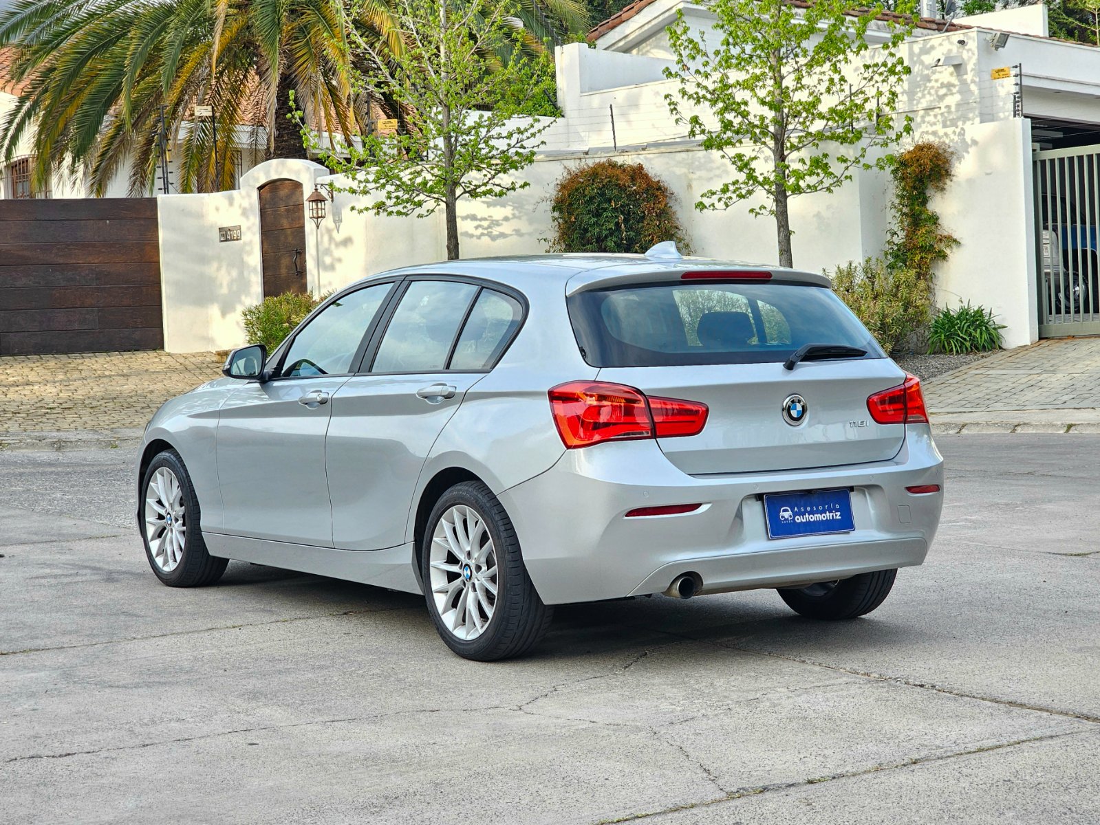 BMW 118 MILLENNIAL 1.5 TWINPOWER 5P AUT - Imagen 4