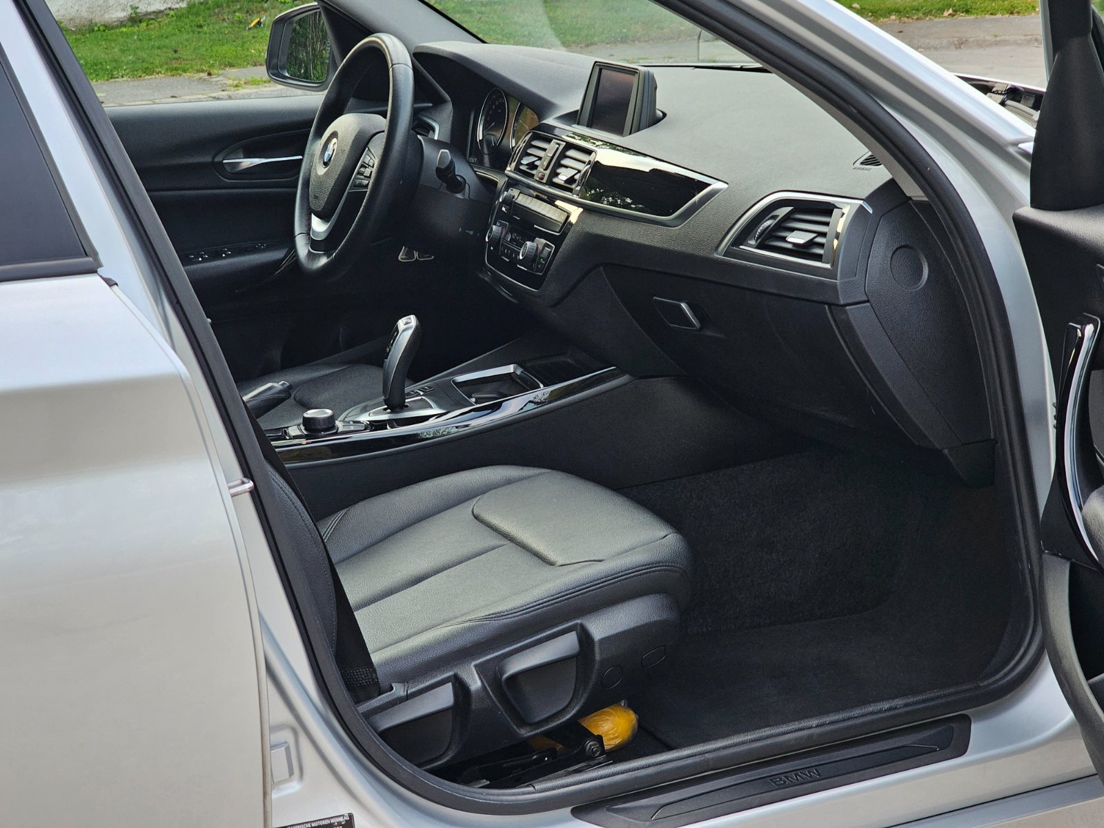 BMW 118 MILLENNIAL 1.5 TWINPOWER 5P AUT - Imagen 11