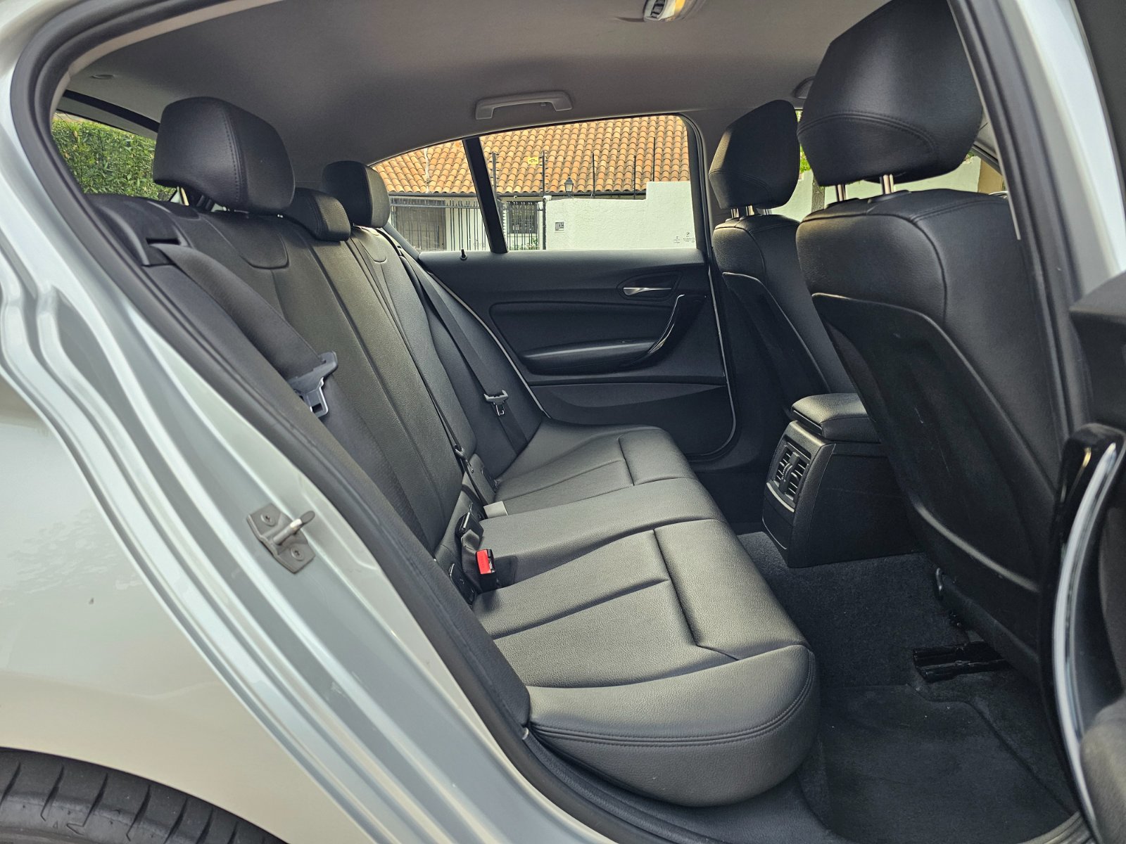 BMW 118 MILLENNIAL 1.5 TWINPOWER 5P AUT - Imagen 23