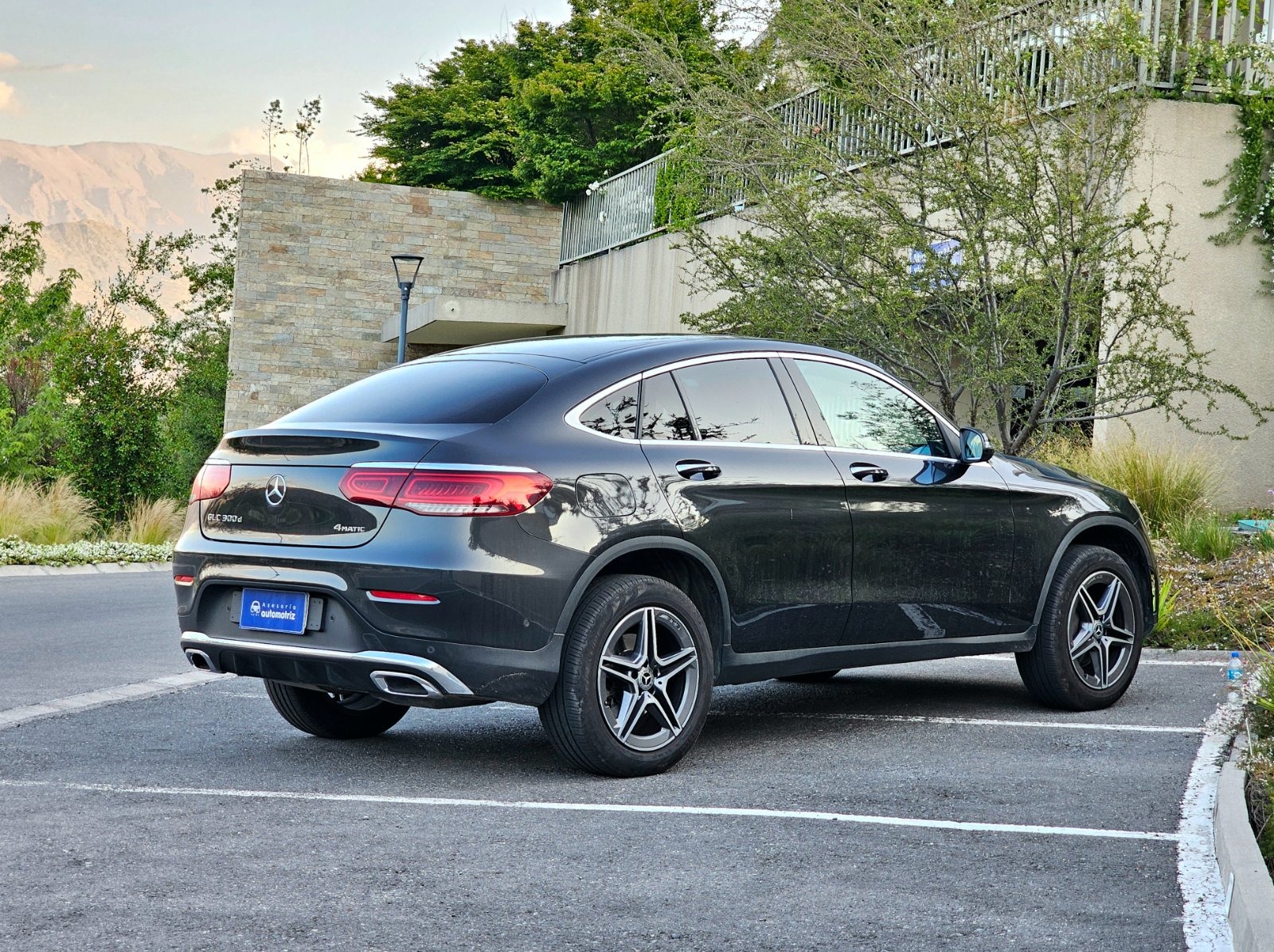 MERCEDES BENZ GLC COUPE 300D 4MATIC - Imagen 4