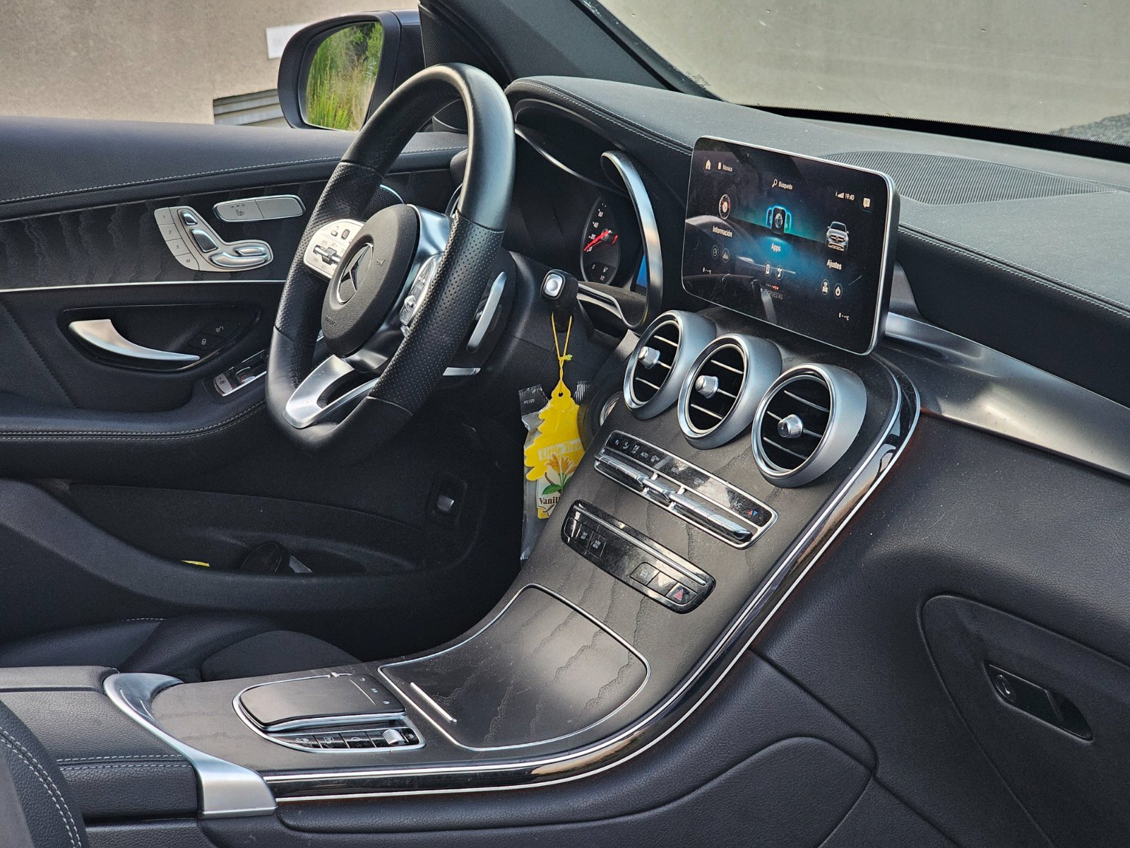 MERCEDES BENZ GLC COUPE 300D 4MATIC - Imagen 18