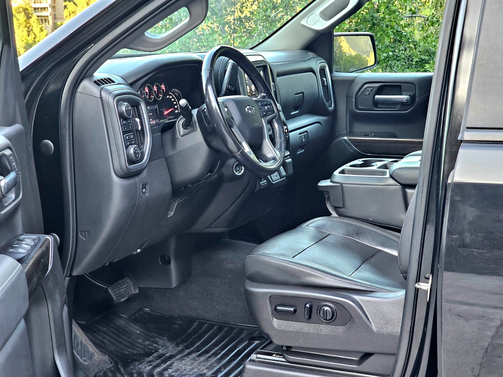 CHEVROLET SILVERADO LT 5.3 AUT Z71 - Imagen 12