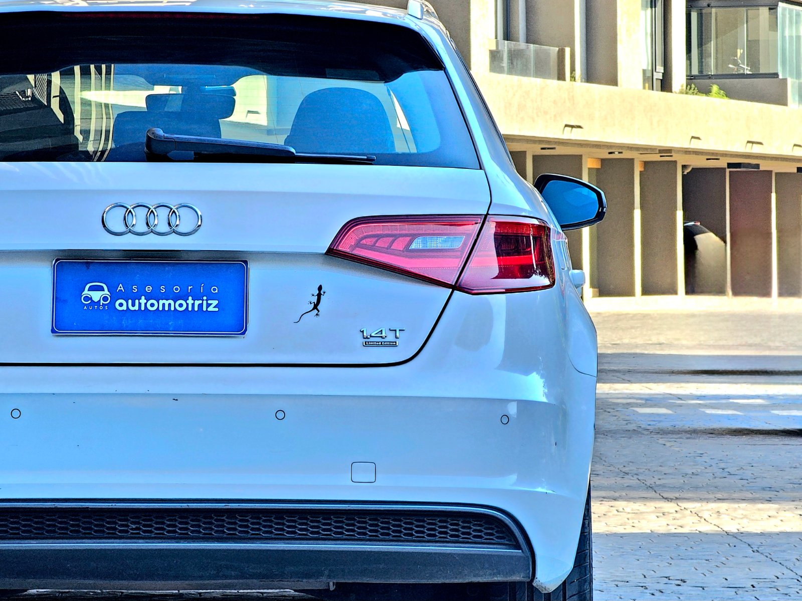 AUDI A3 SPORTBACK SLINE TFSI 1.4T - Imagen 9