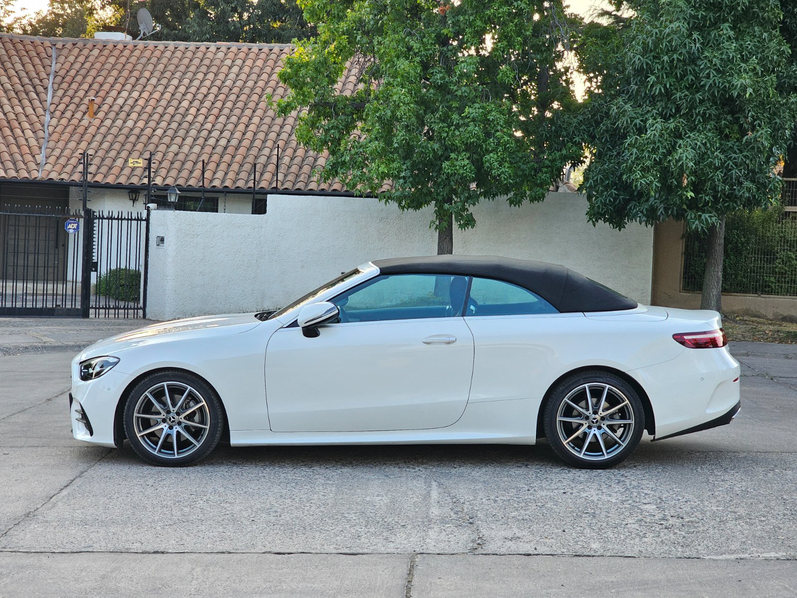 MERCEDES BENZ NEW E200 CABRIO 2.0 PAQUETE DEPORTIVO AMG  - Imagen 9