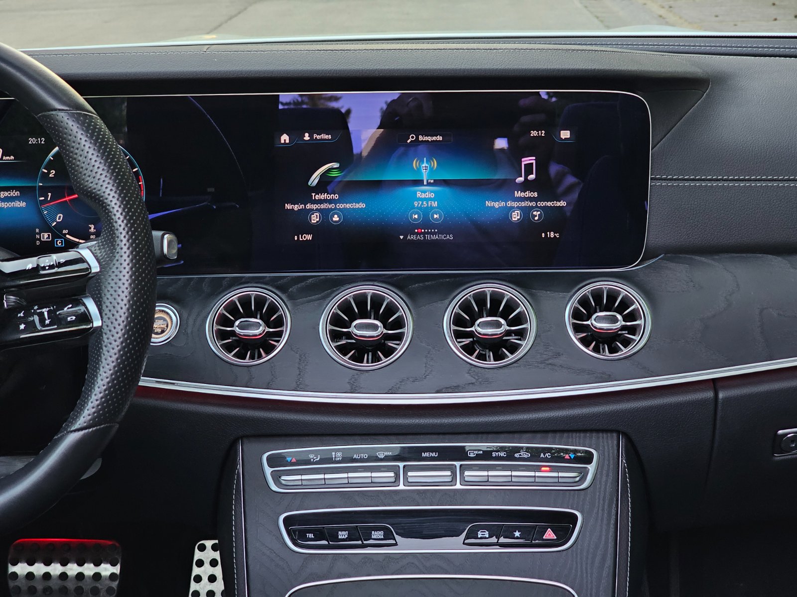 MERCEDES BENZ NEW E200 CABRIO 2.0 PAQUETE DEPORTIVO AMG - Imagen 16