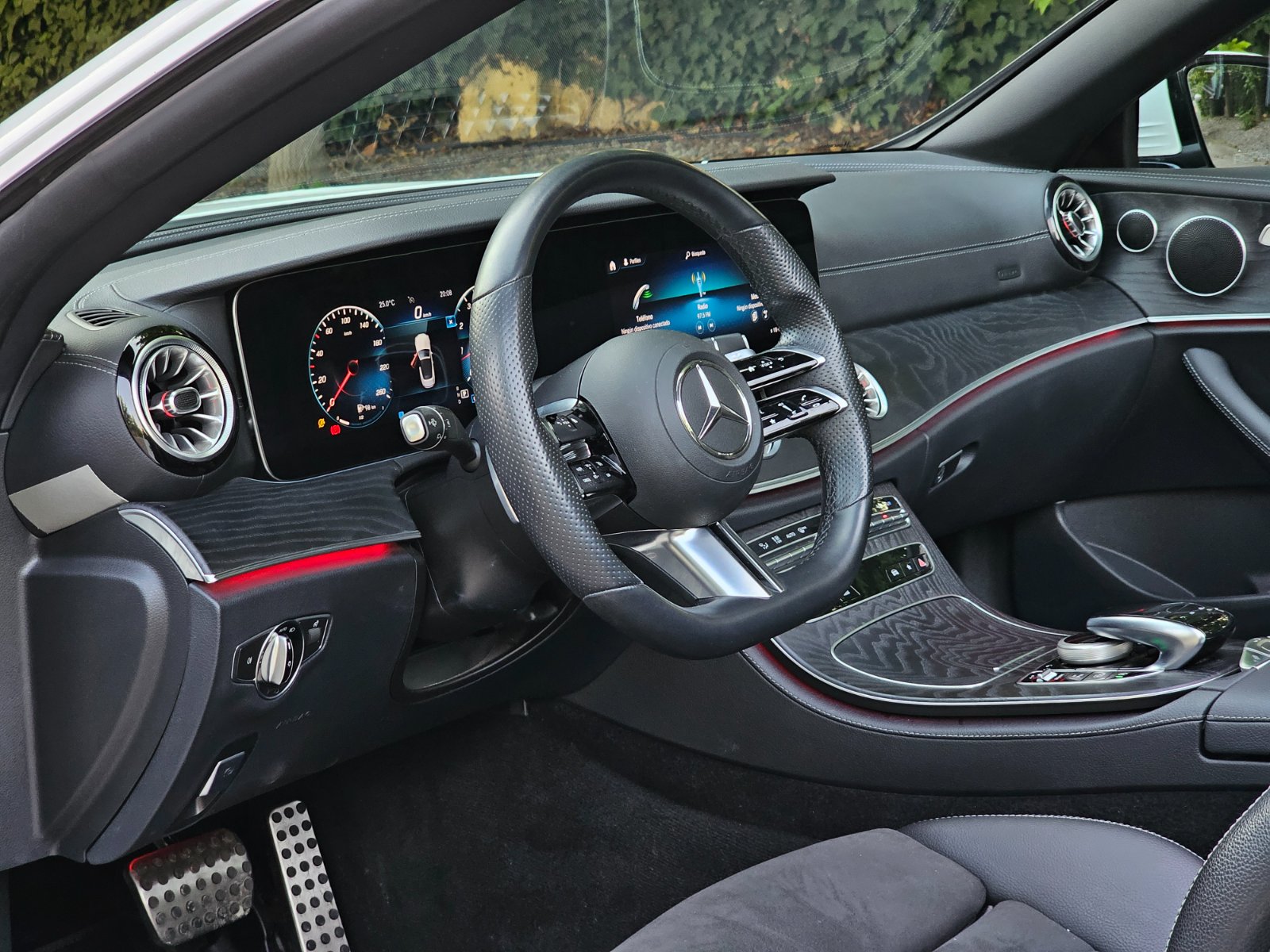 MERCEDES BENZ NEW E200 CABRIO 2.0 PAQUETE DEPORTIVO AMG - Imagen 20