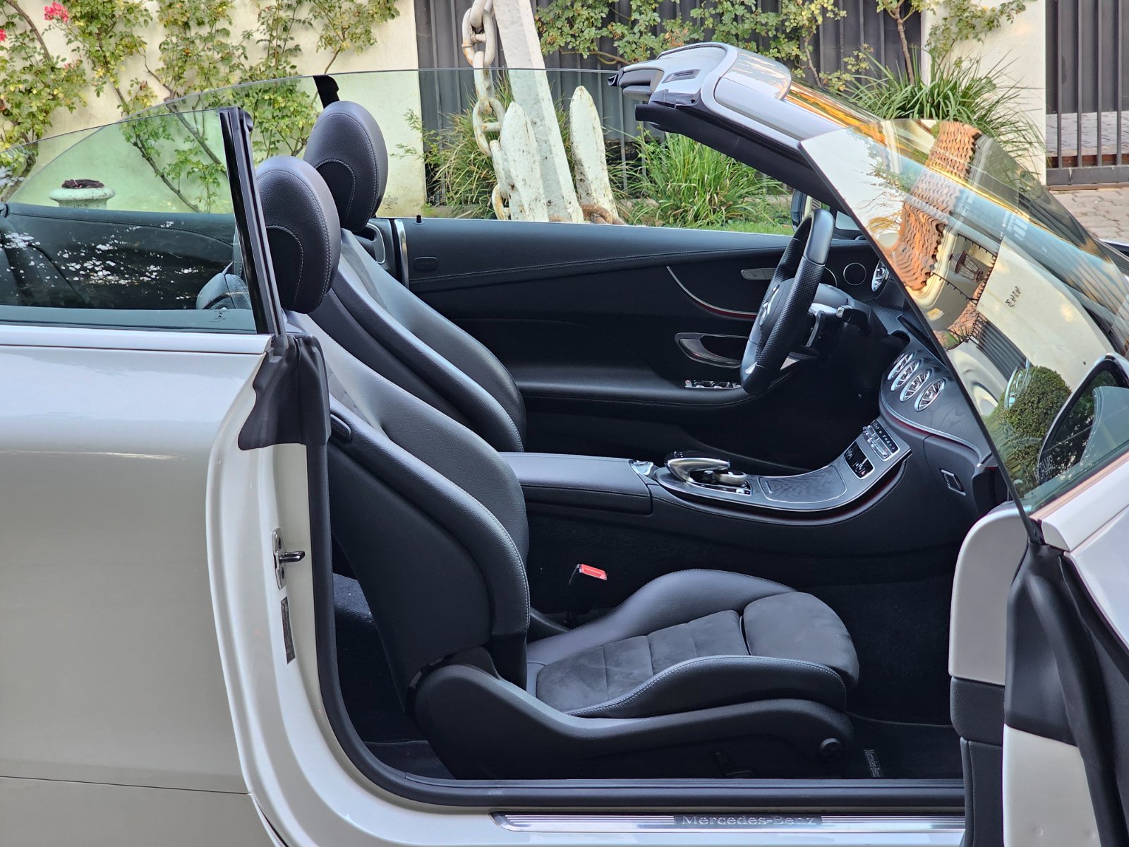 MERCEDES BENZ NEW E200 CABRIO 2.0 PAQUETE DEPORTIVO AMG - Imagen 23