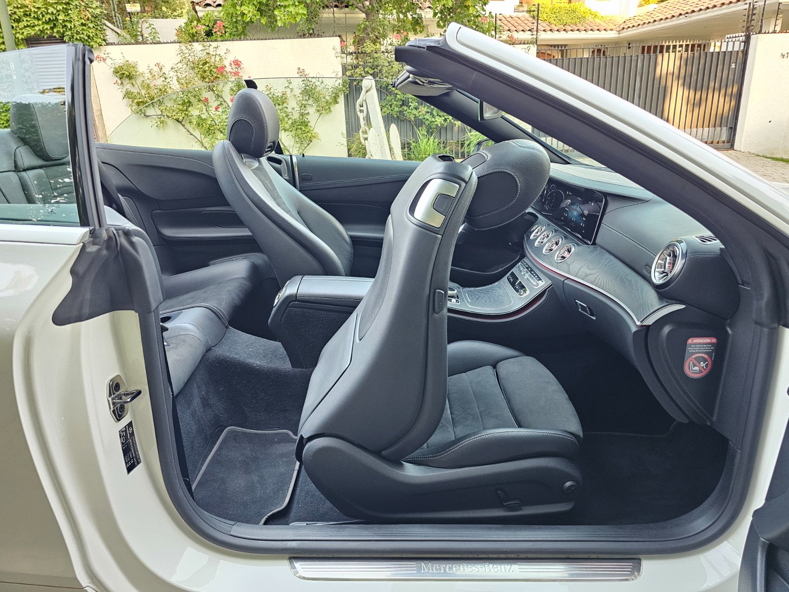 MERCEDES BENZ NEW E200 CABRIO 2.0 PAQUETE DEPORTIVO AMG - Imagen 24