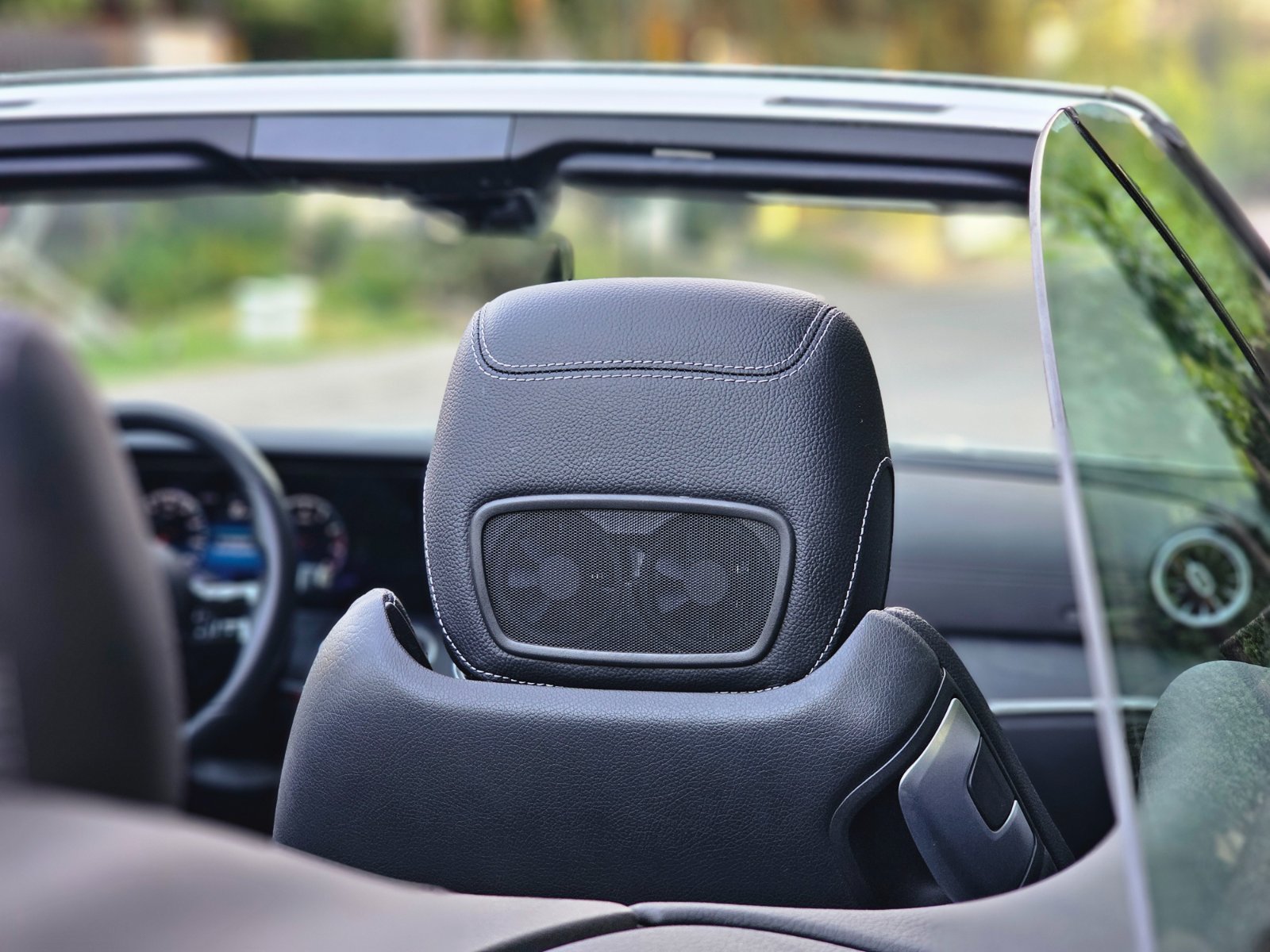 MERCEDES BENZ NEW E200 CABRIO 2.0 PAQUETE DEPORTIVO AMG  - Imagen 26