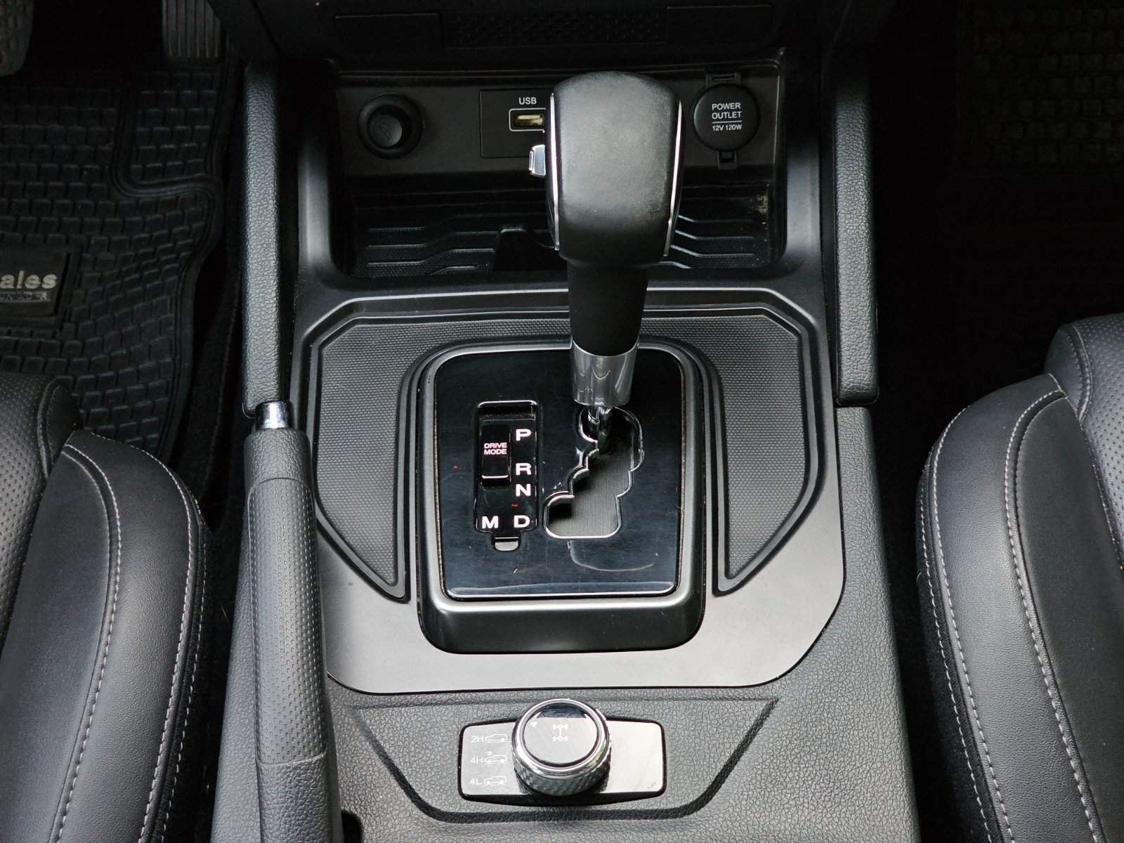 SSANGYONG NEW GRAND MUSSO LIMITED 2.2 TD 4X4 AUT - Imagen 17