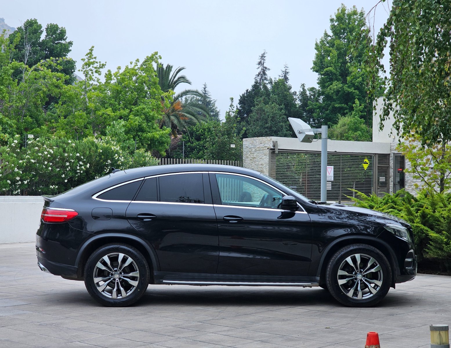 MERCEDES BENZ GLE COUPE 350 DIÉSEL 4MATIC DATOS PRINCIPALES - AÑO 2016 - 148.9 - Imagen 8