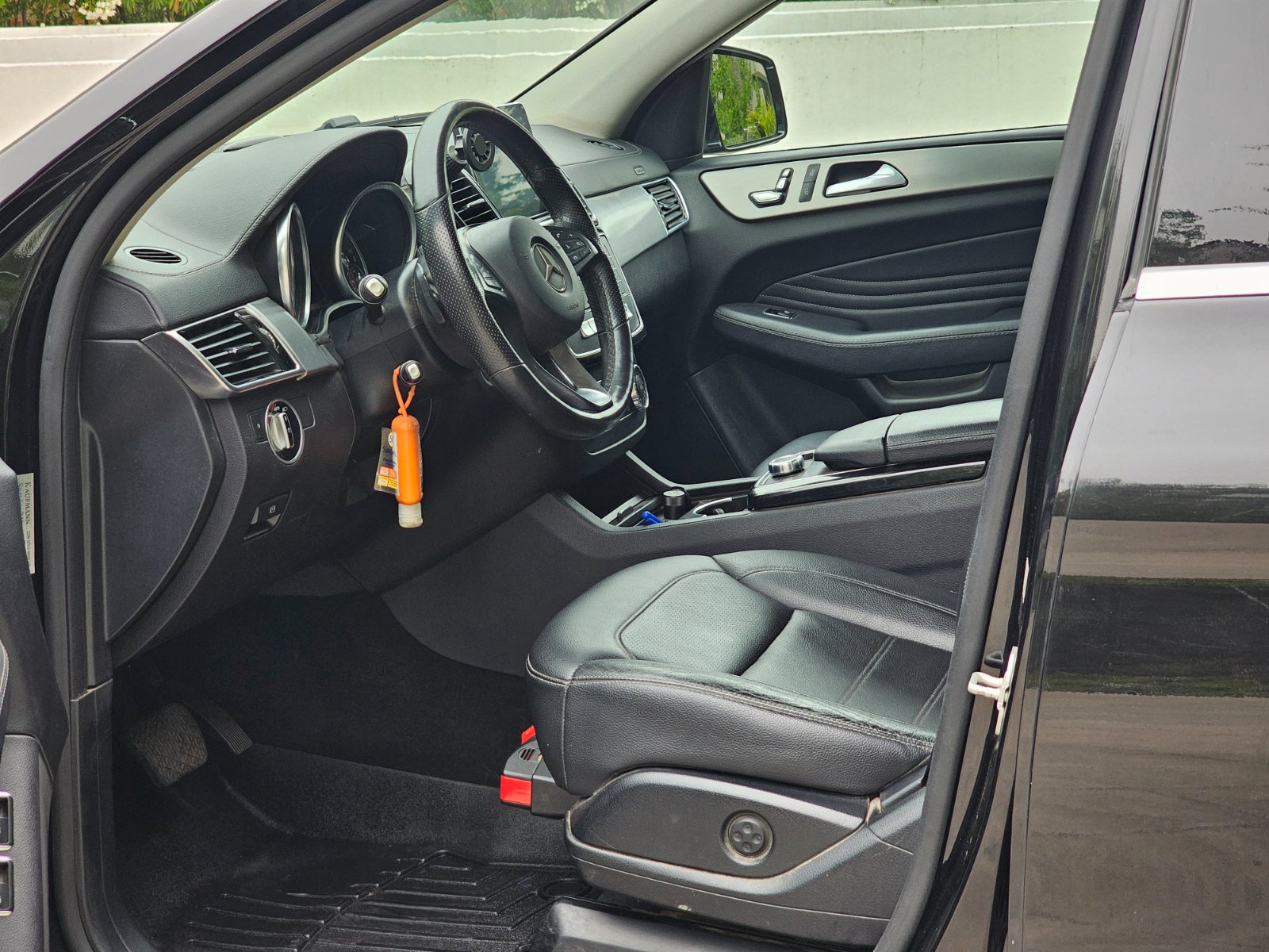 MERCEDES BENZ GLE COUPE 350 DIÉSEL 4MATIC DATOS PRINCIPALES - AÑO 2016 - 148.9 - Imagen 10