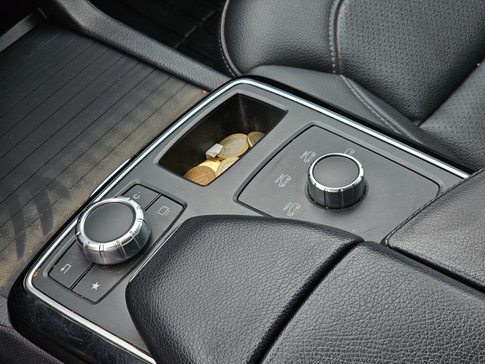 MERCEDES BENZ GLE COUPE 350 DIÉSEL 4MATIC     DATOS PRINCIPALES  - AÑO 2016 - 148.9 - Imagen 19