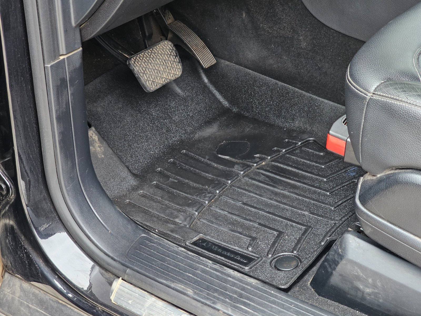 MERCEDES BENZ GLE COUPE 350 DIÉSEL 4MATIC DATOS PRINCIPALES - AÑO 2016 - 148.9 - Imagen 27