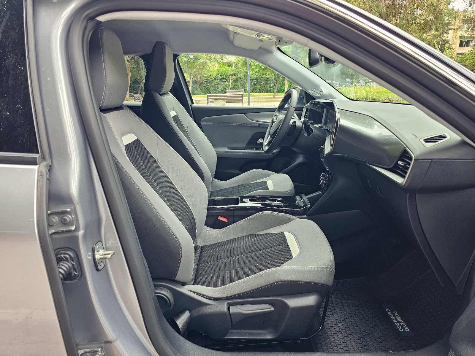 OPEL MOKKA 1.2T AUT8 - Imagen 23