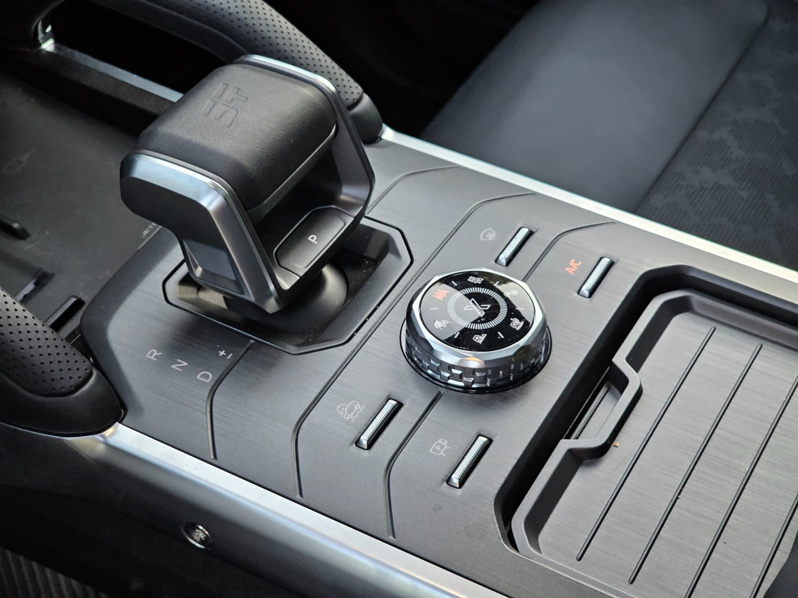 JETOUR T2 2.0T GDI AWD 7DCT LIMITED - Imagen 18