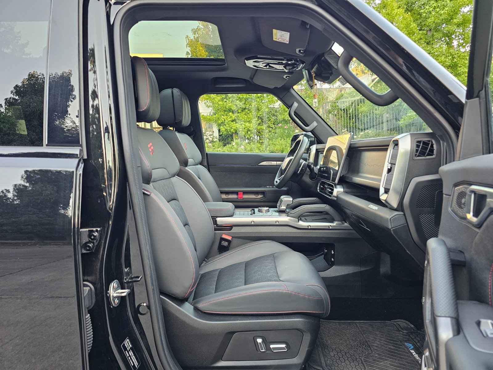 JETOUR T2 2.0T GDI AWD 7DCT LIMITED - Imagen 21