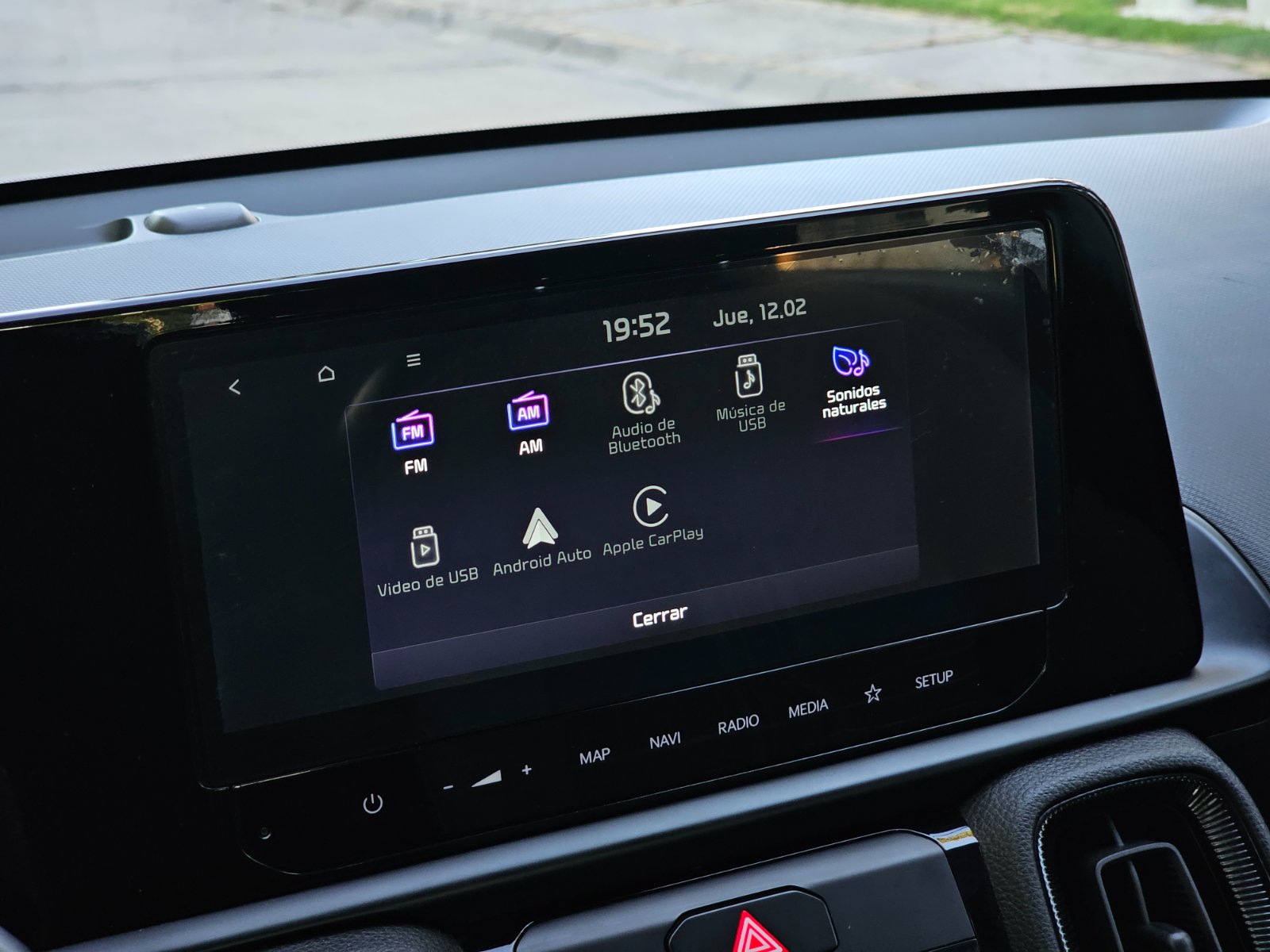 KIA SONET EX IVT 1.5 AUT - Imagen 17