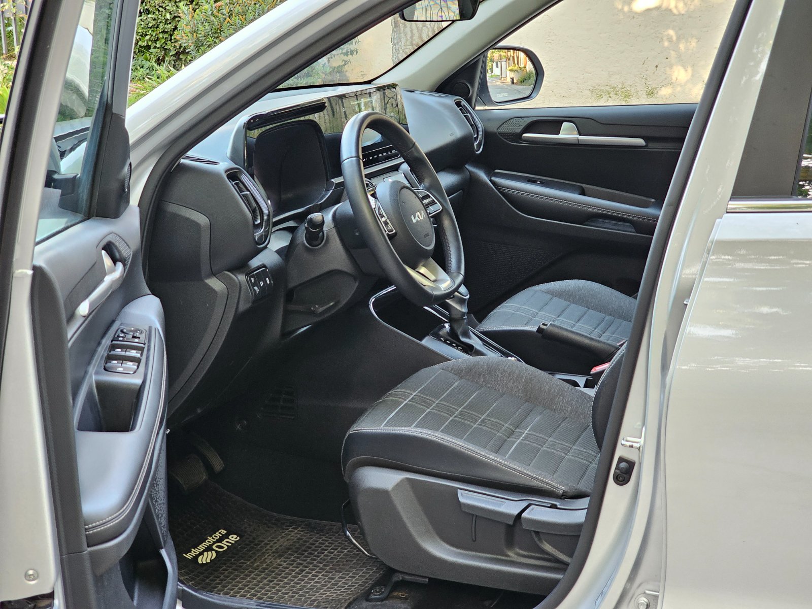 KIA SONET EX IVT 1.5 AUT - Imagen 22