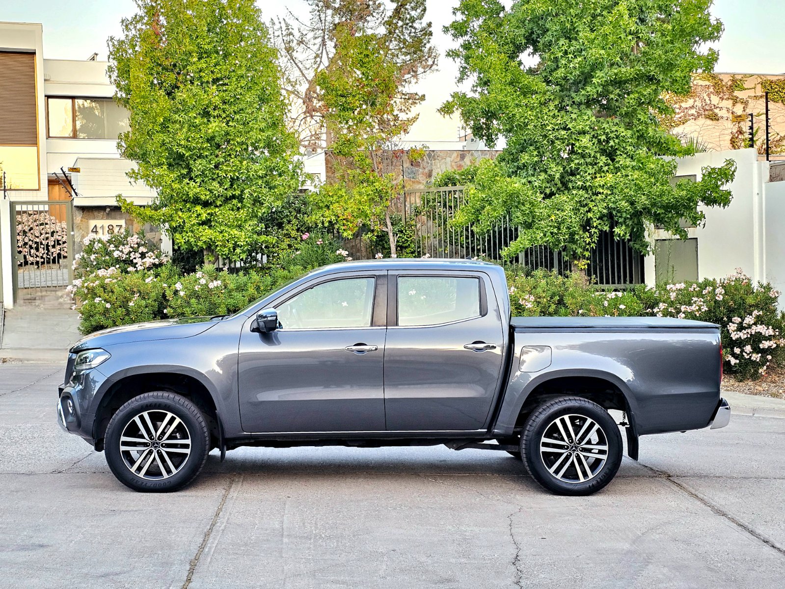 MERCEDES BENZ X 250D 2.3 4MATIC  - Imagen 8