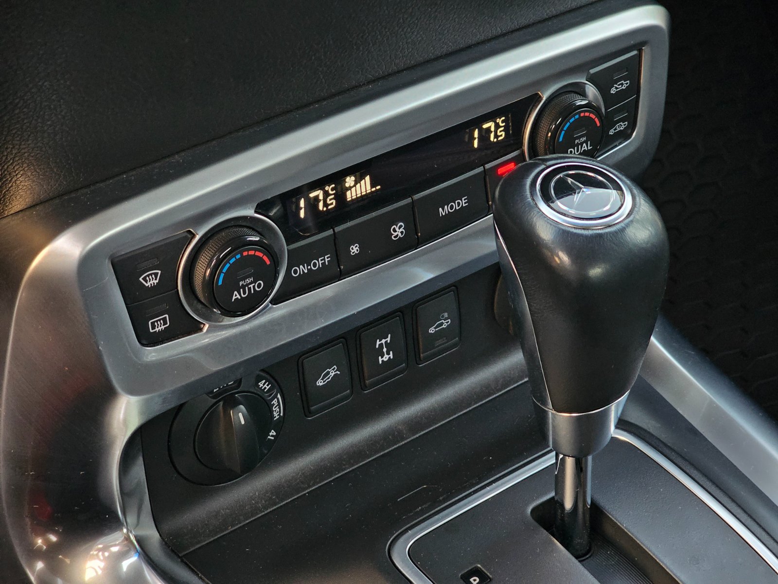 MERCEDES BENZ X 250D 2.3 4MATIC - Imagen 18