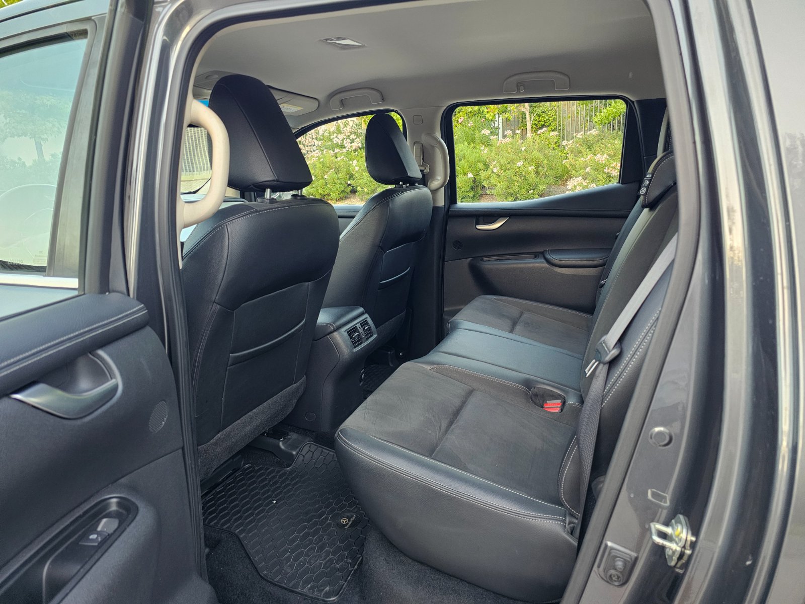 MERCEDES BENZ X 250D 2.3 4MATIC - Imagen 27