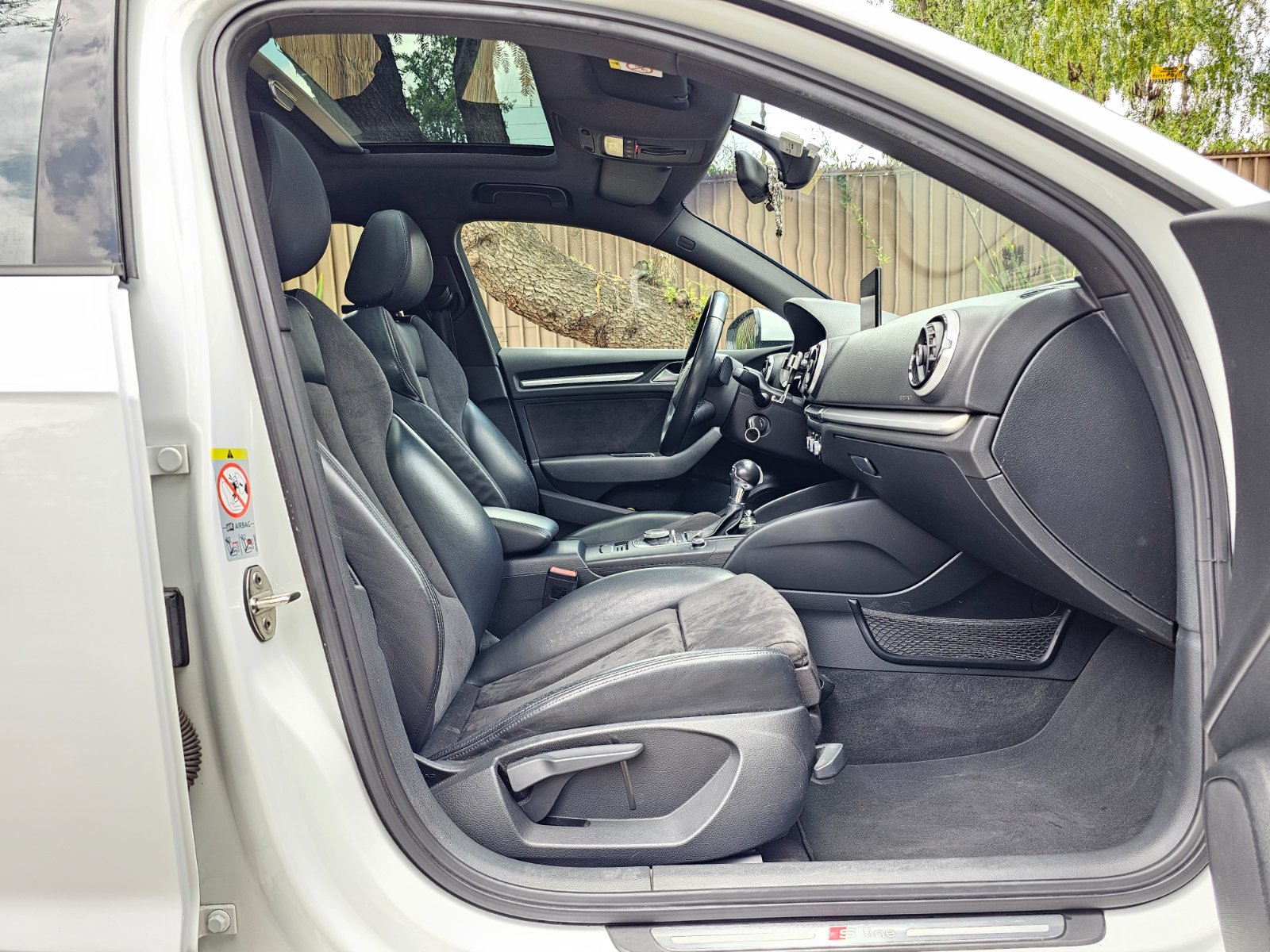 AUDI A3 SPORTBACK SLINE TFSI 1.4T - Imagen 19