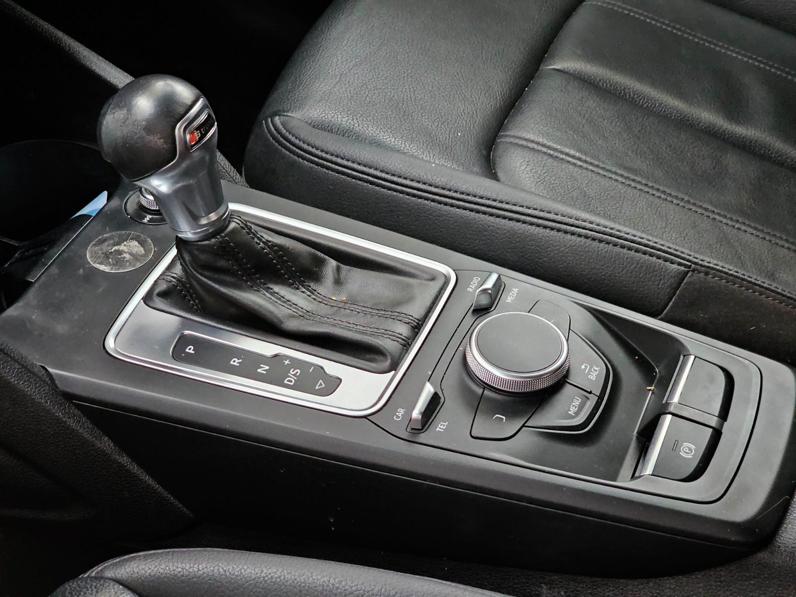 AUDI Q2 TFSI 1.4T AUT - Imagen 19