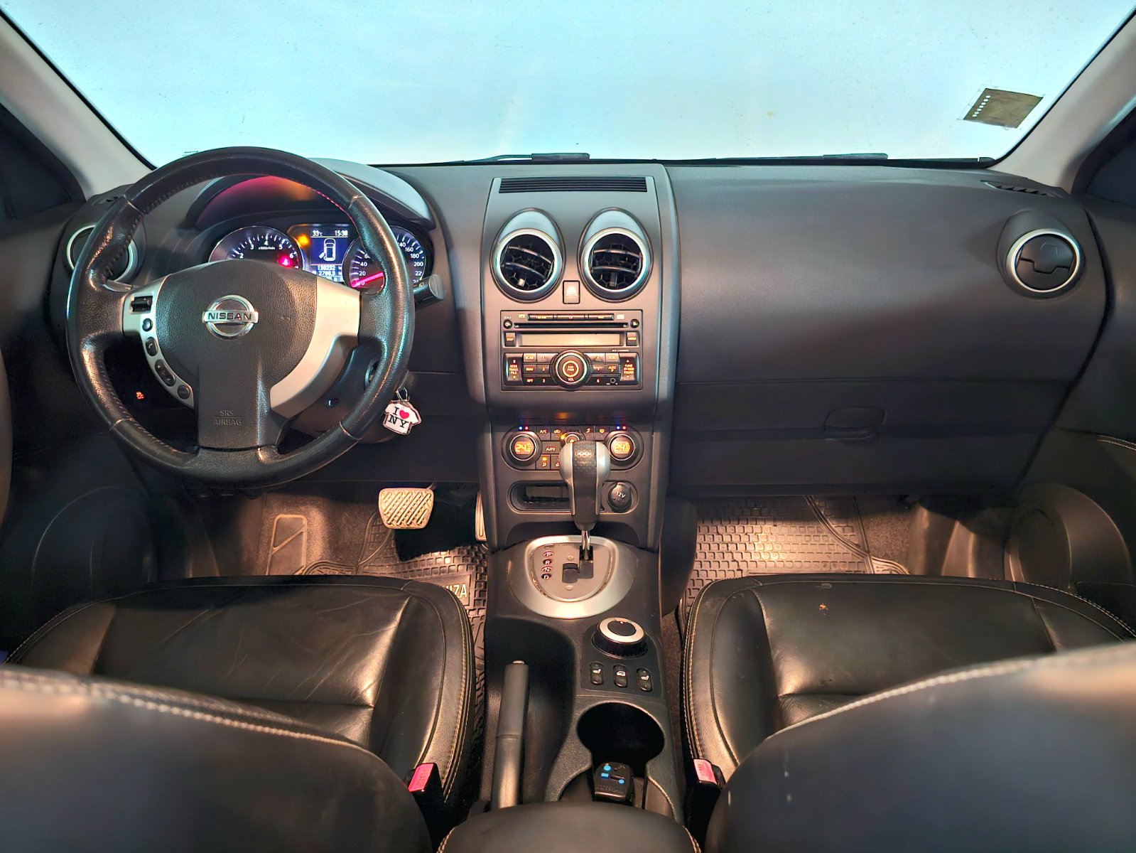 NISSAN QASHQAI 4X4 LIMITED 2.0 AUT - Imagen 11