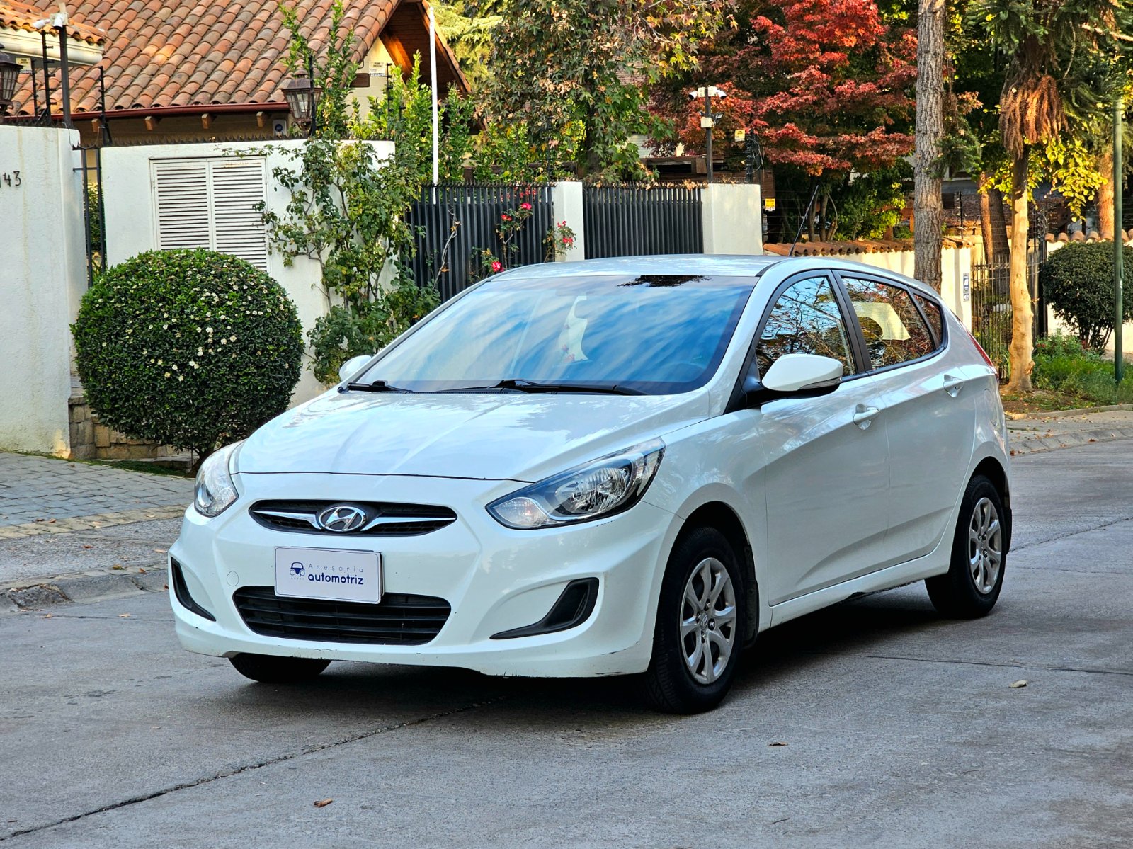 Hyundai Accent HB 1.4 GLS AC ABS - Imagen 4