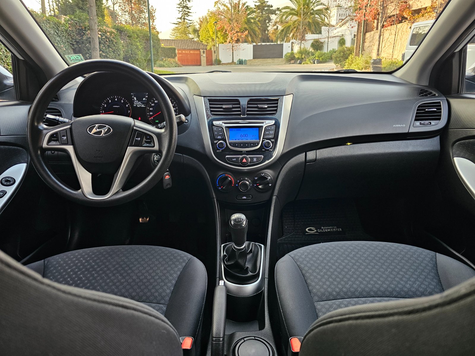 Hyundai Accent HB 1.4 GLS AC ABS - Imagen 11