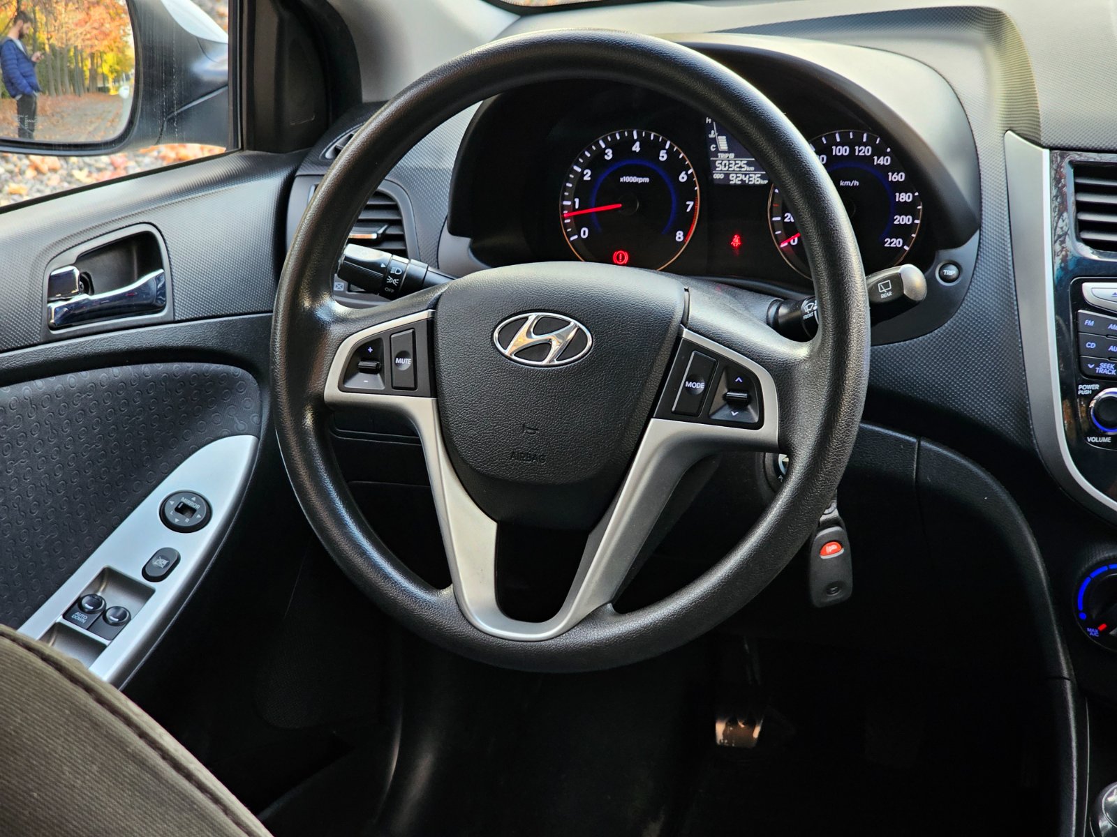 Hyundai Accent HB 1.4 GLS AC ABS - Imagen 14