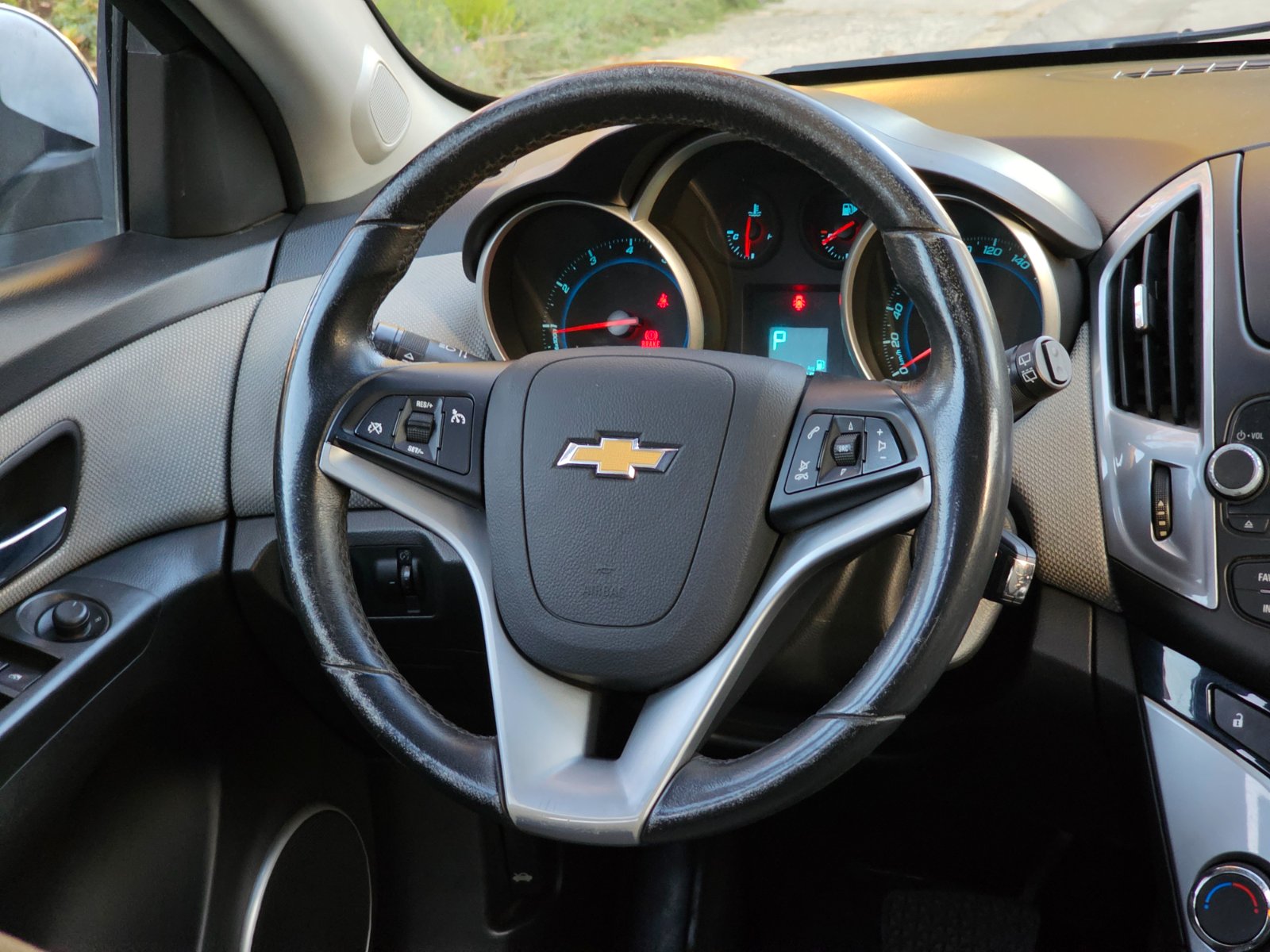 CHEVROLET CRUZE II LS 1.8 AUT - Imagen 13