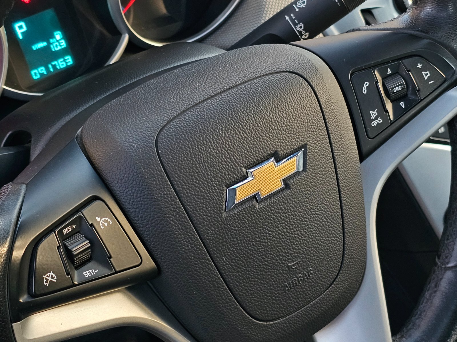 CHEVROLET CRUZE II LS 1.8 AUT - Imagen 15