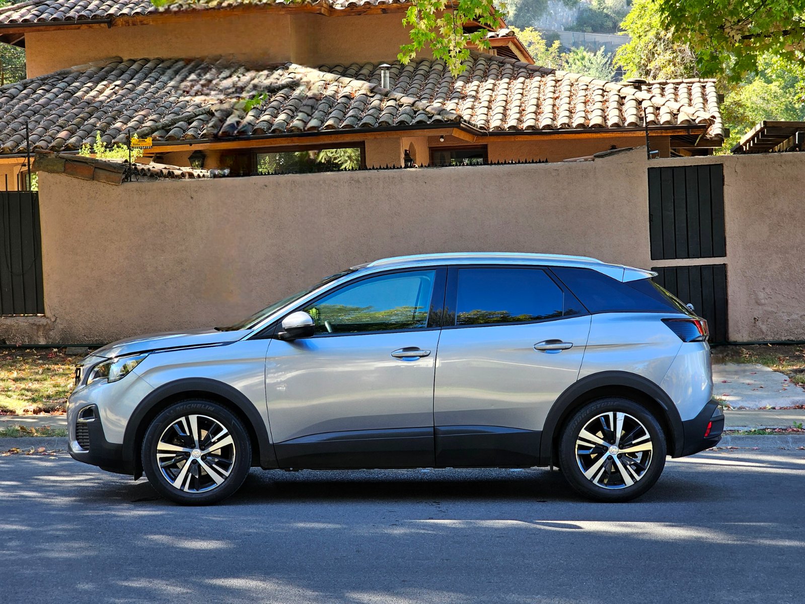 PEUGEOT 3008 1.5 BlueHDi Aut - Imagen 7