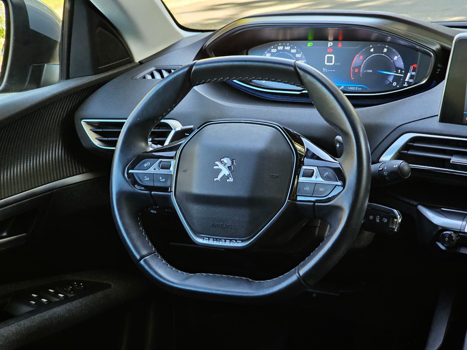 PEUGEOT 3008 1.5 BlueHDi Aut - Imagen 12