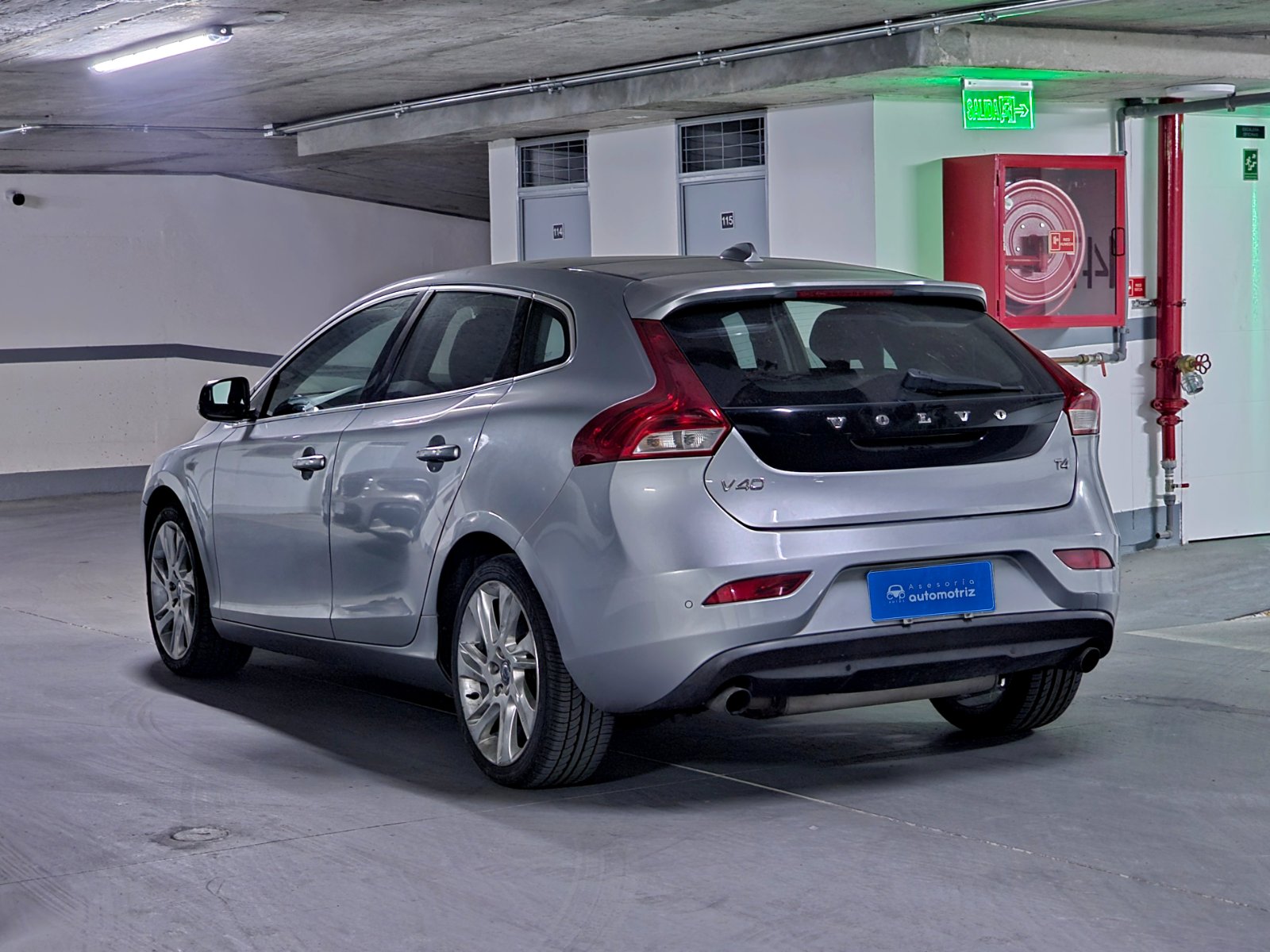 VOLVO V40 T4 1.6T PLUS - Imagen 6