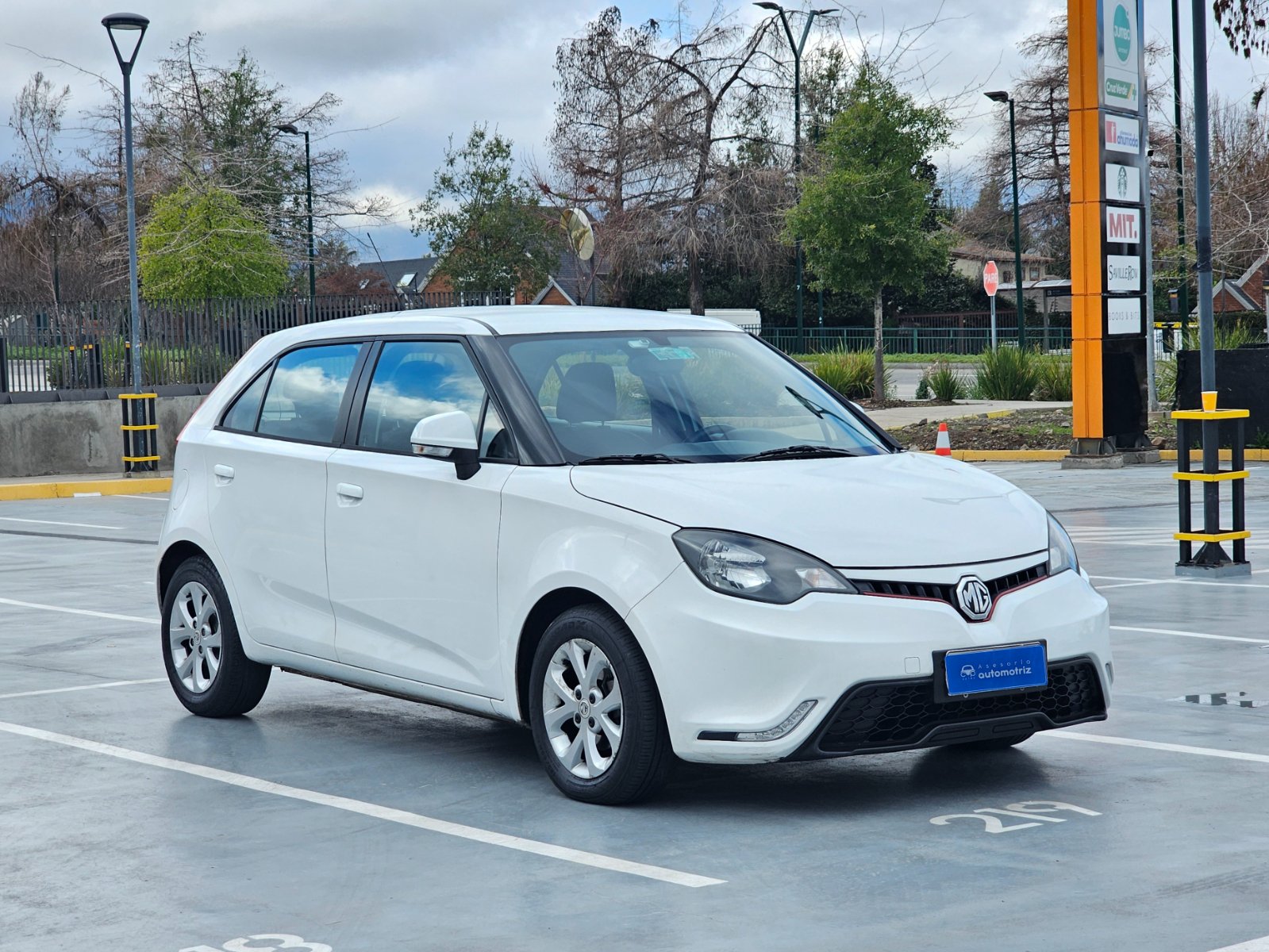 MG MG3 1.5 STD - Imagen 1