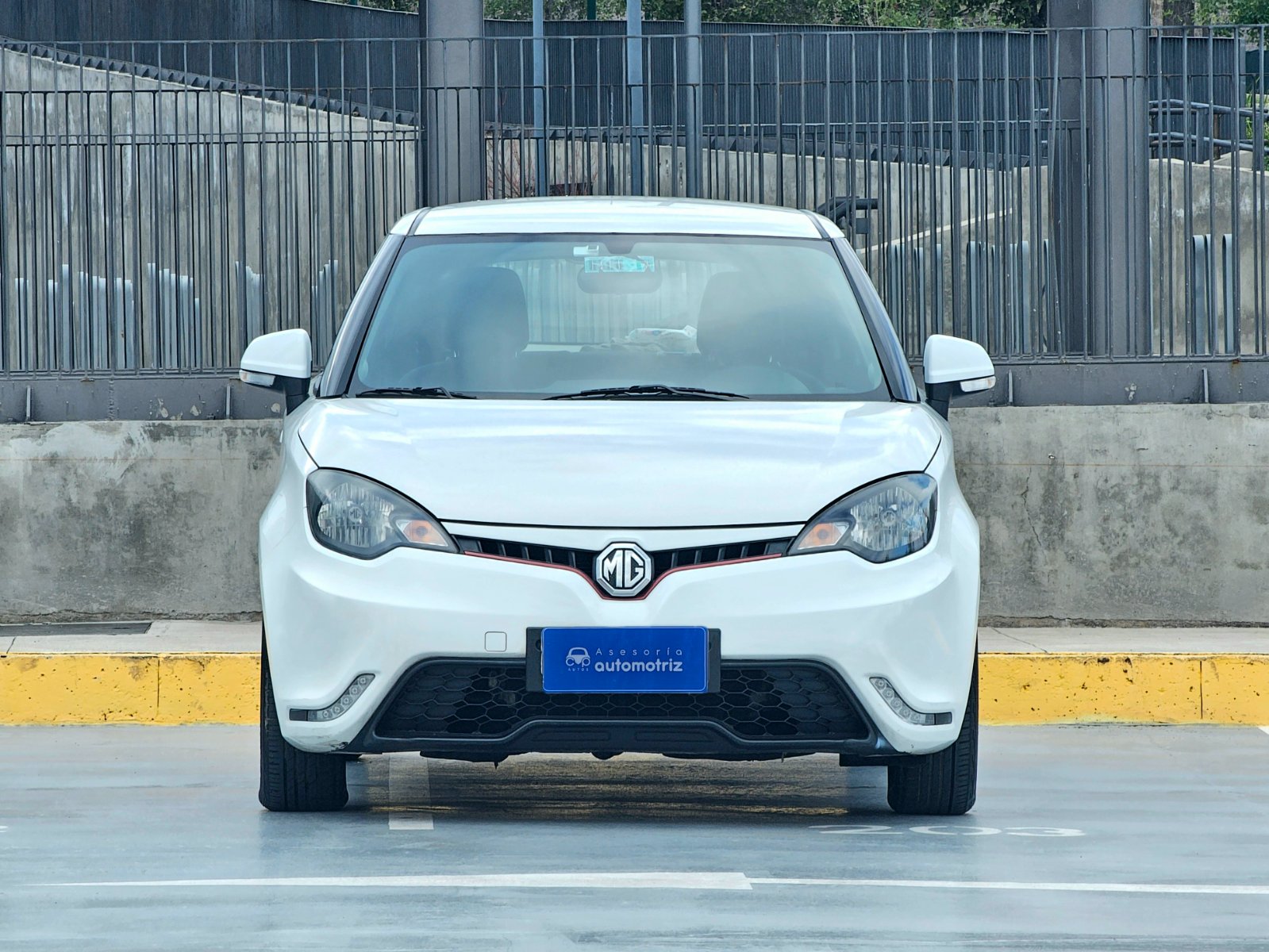 MG MG3 1.5 STD - Imagen 2