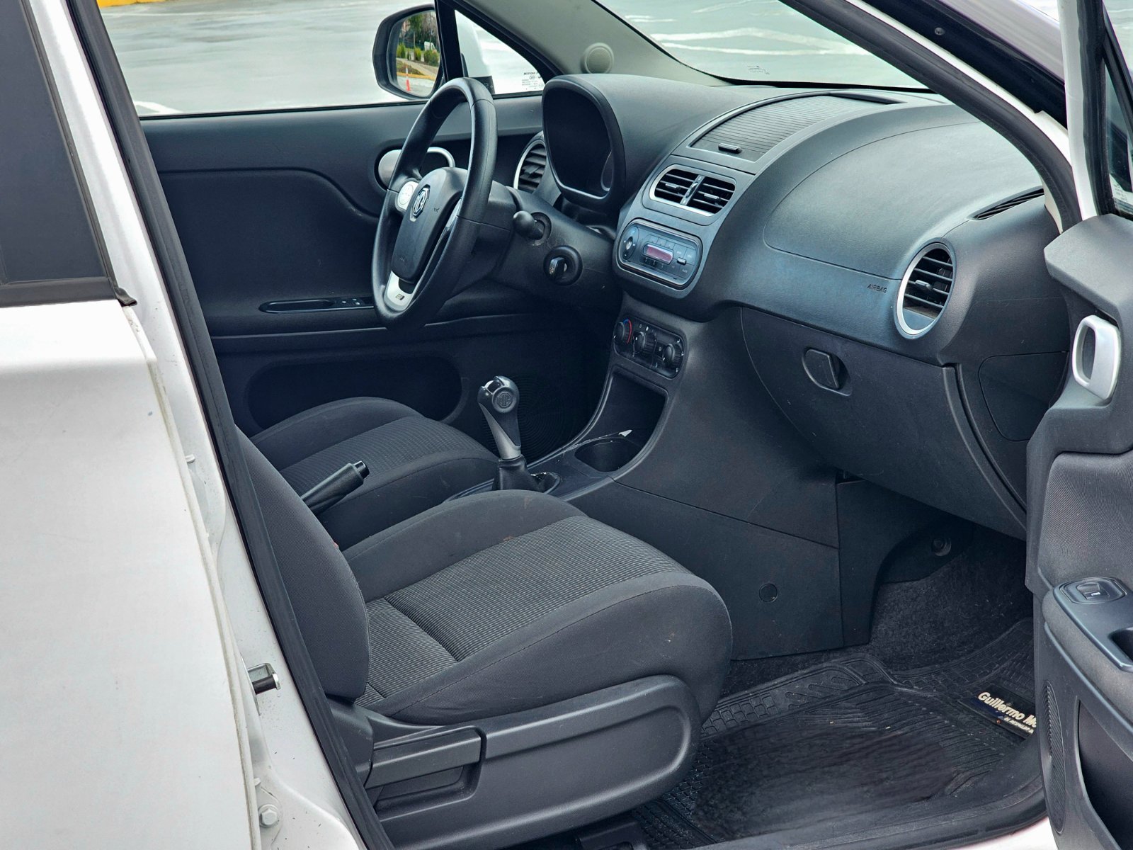 MG MG3 1.5 STD - Imagen 11