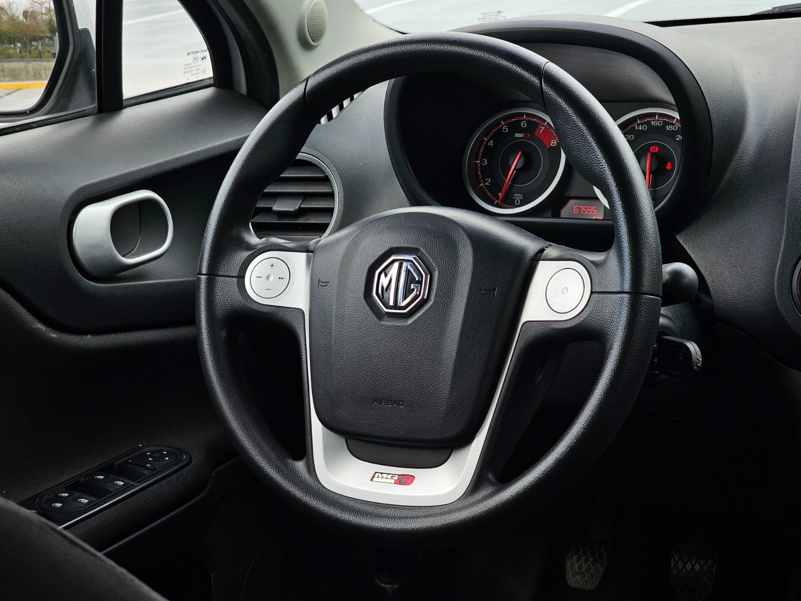 MG MG3 1.5 STD - Imagen 13