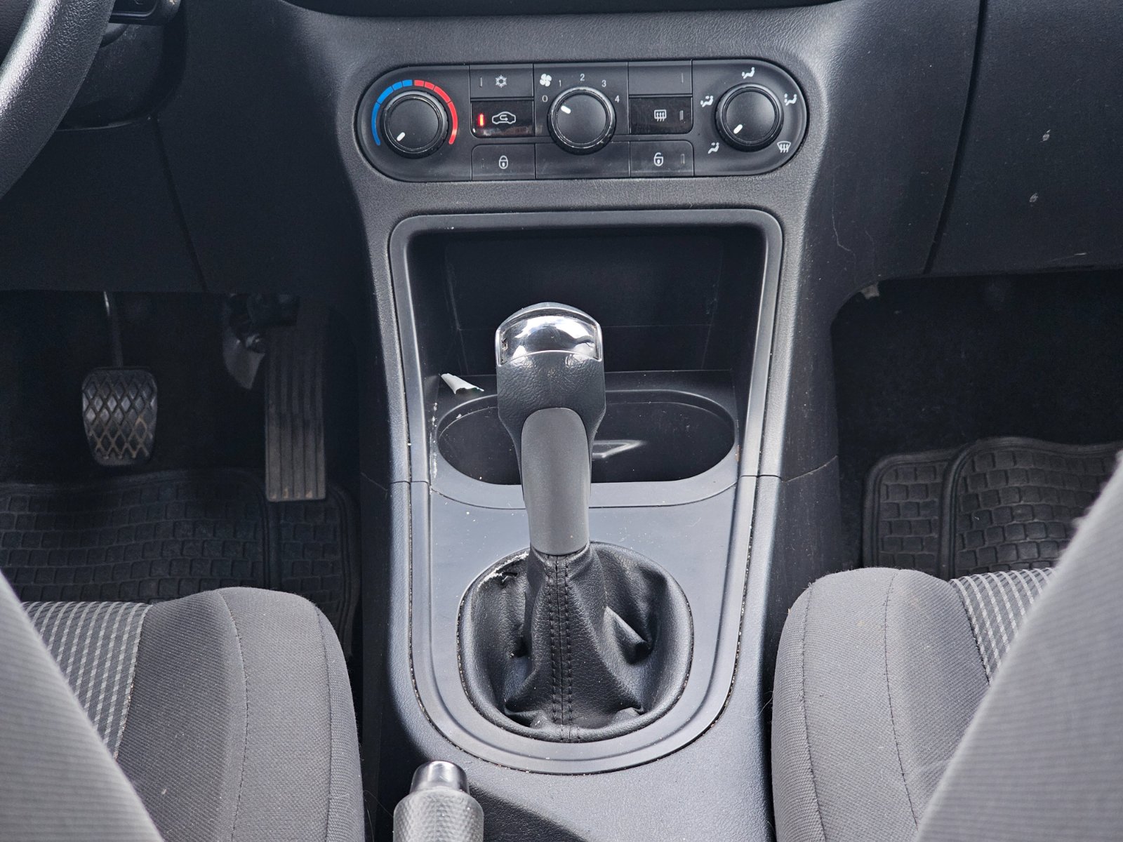 MG MG3 1.5 STD - Imagen 15