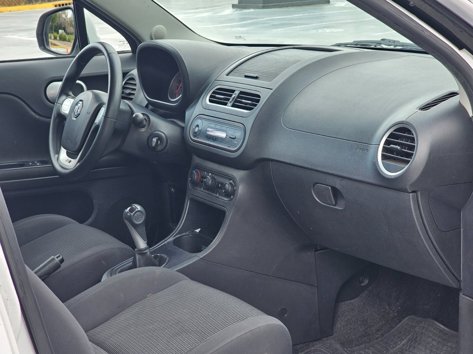 MG MG3 1.5 STD - Imagen 16