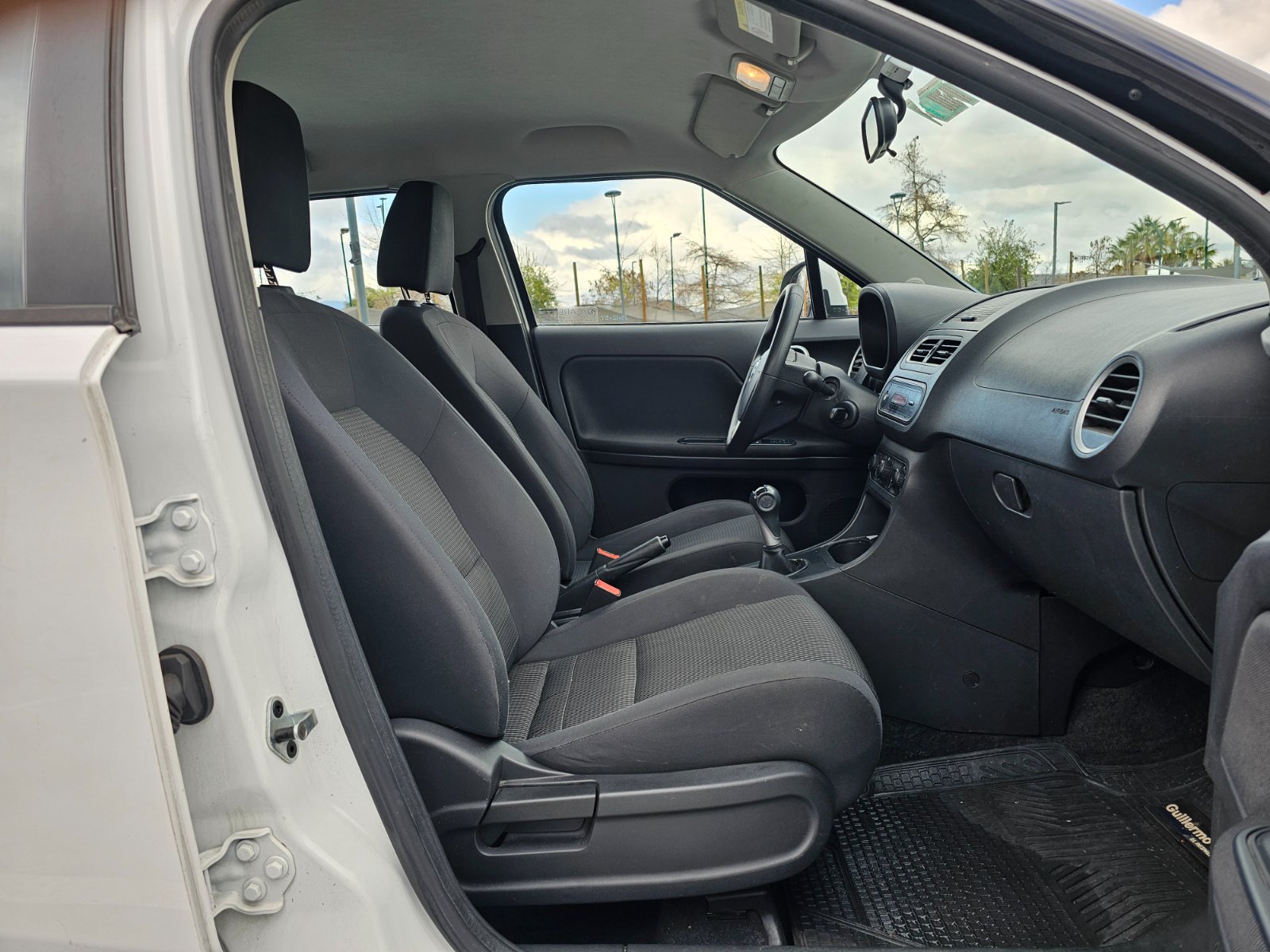 MG MG3 1.5 STD - Imagen 18