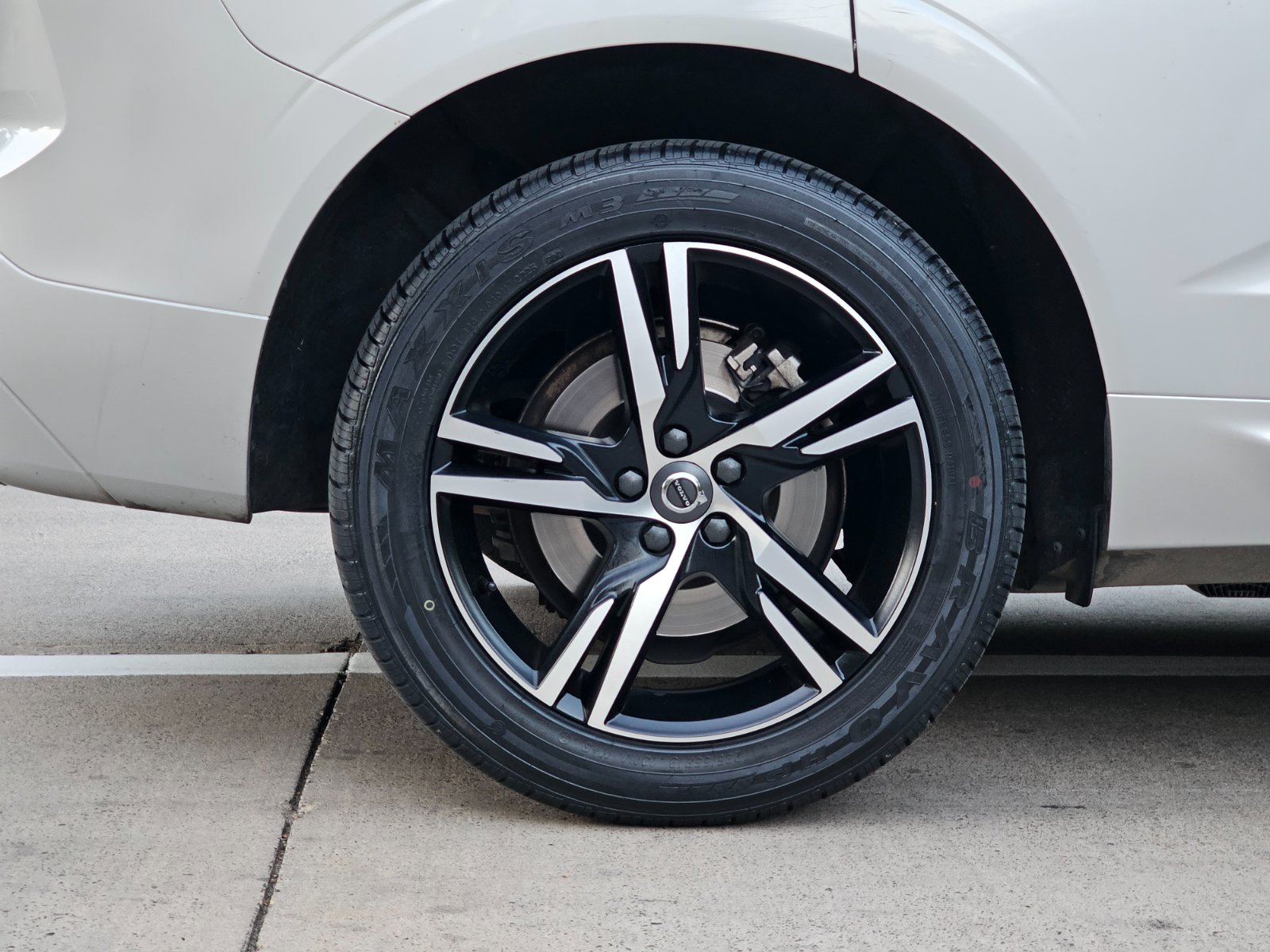 VOLVO XC60 2.0 T6 R-DESING AWD - Imagen 9