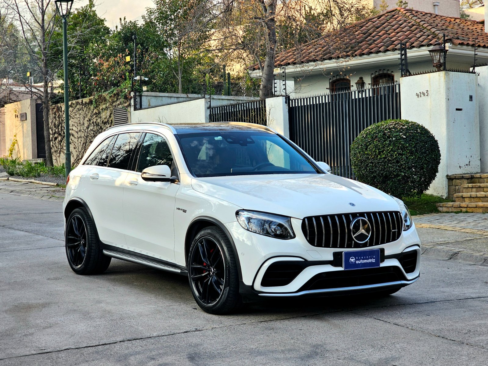 MERCEDES BENZ GLC 63s AMG 4MATIC+ - Imagen 1